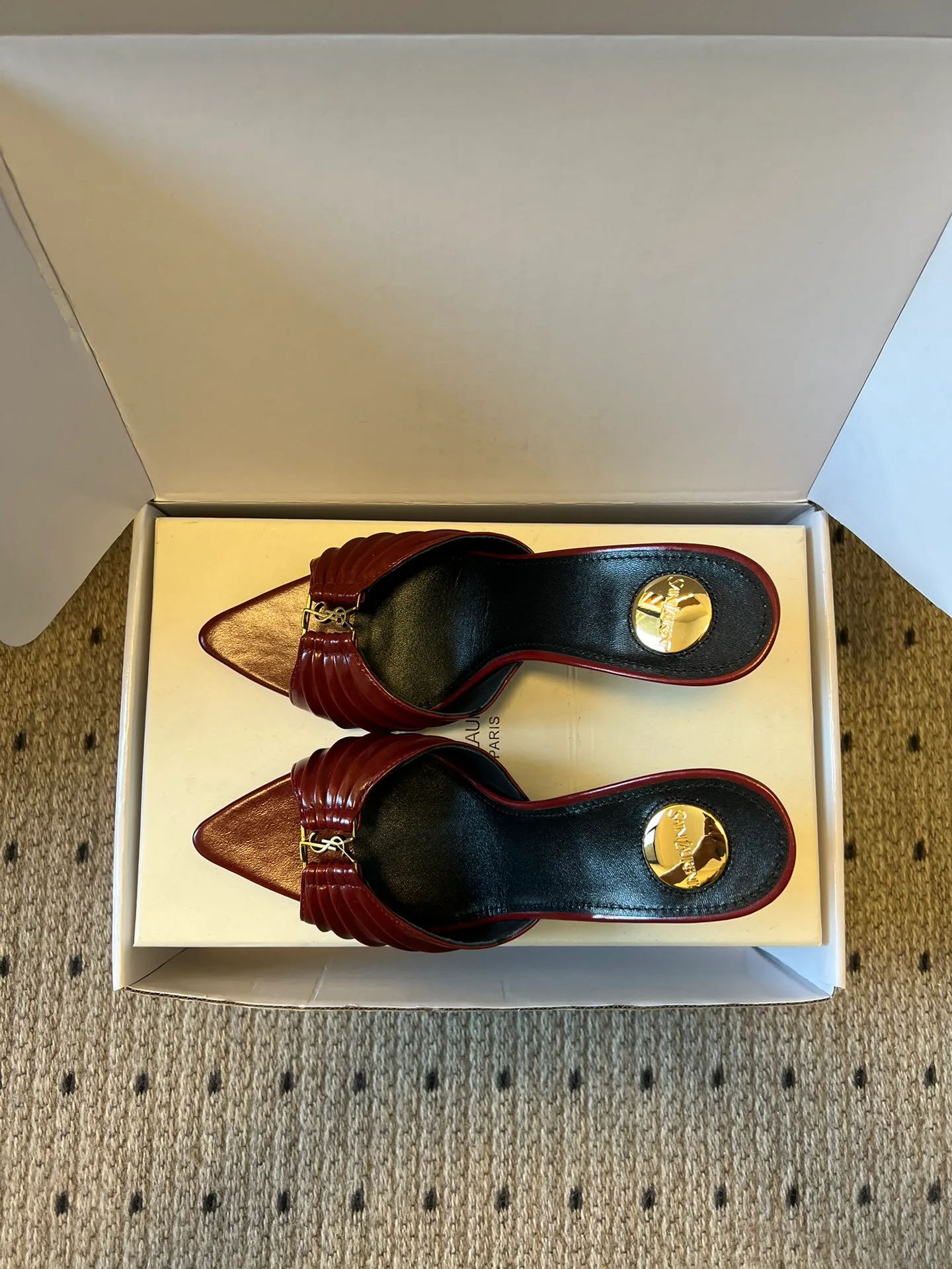 Босоножки Женские Saint Laurent 10835435