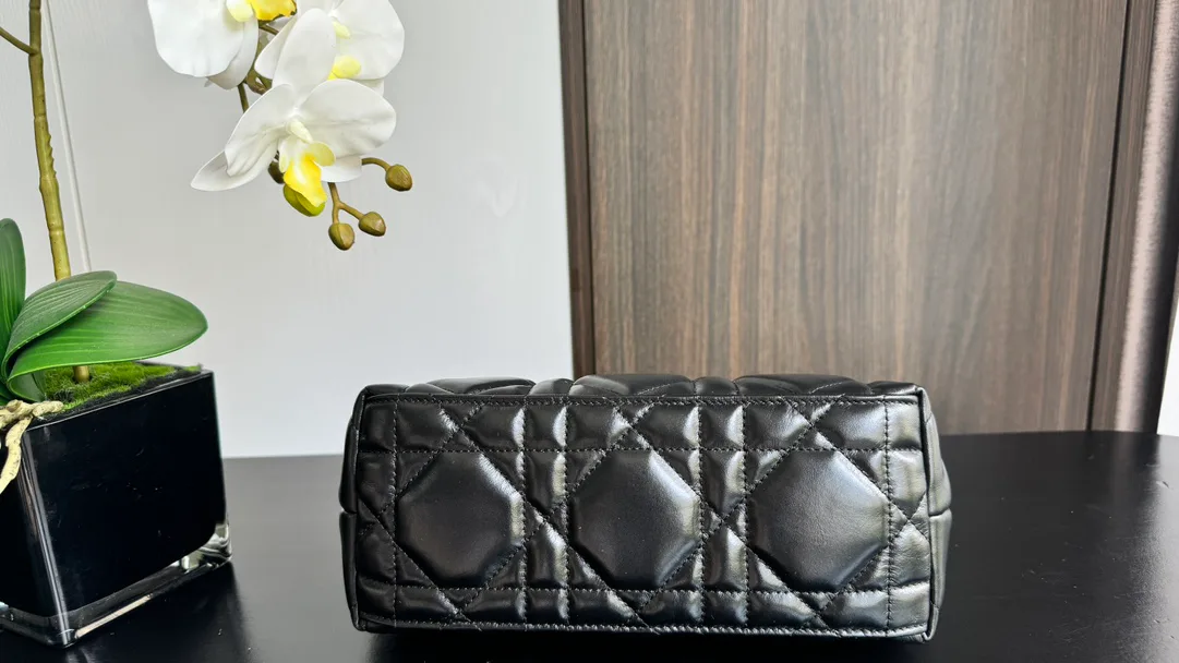 Классические Сумки Женские Christian Dior 23035