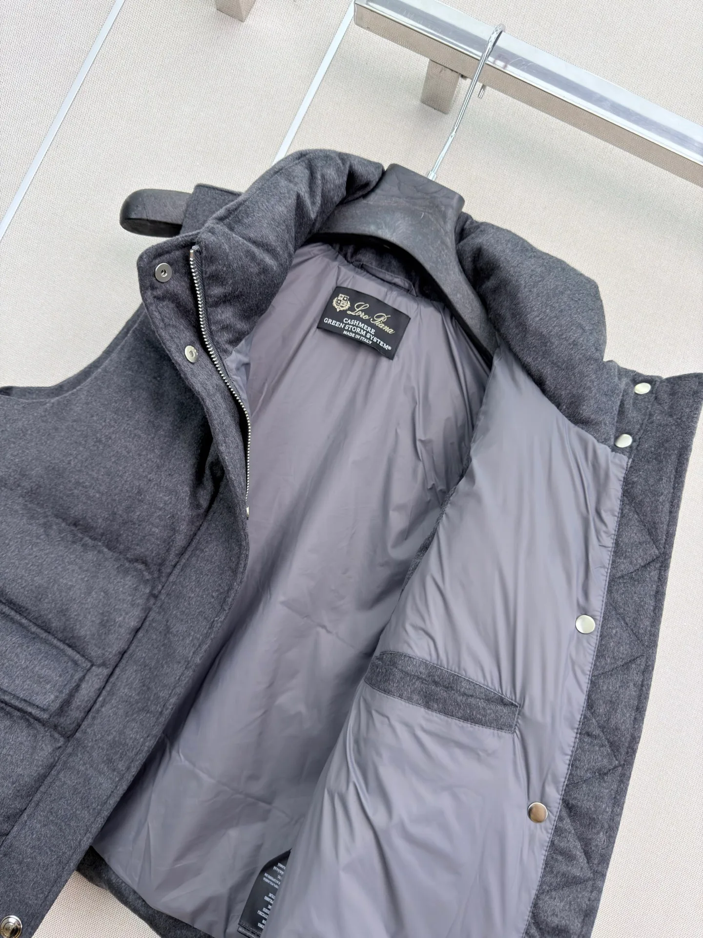 Жилеты Женские Loro Piana 18108720