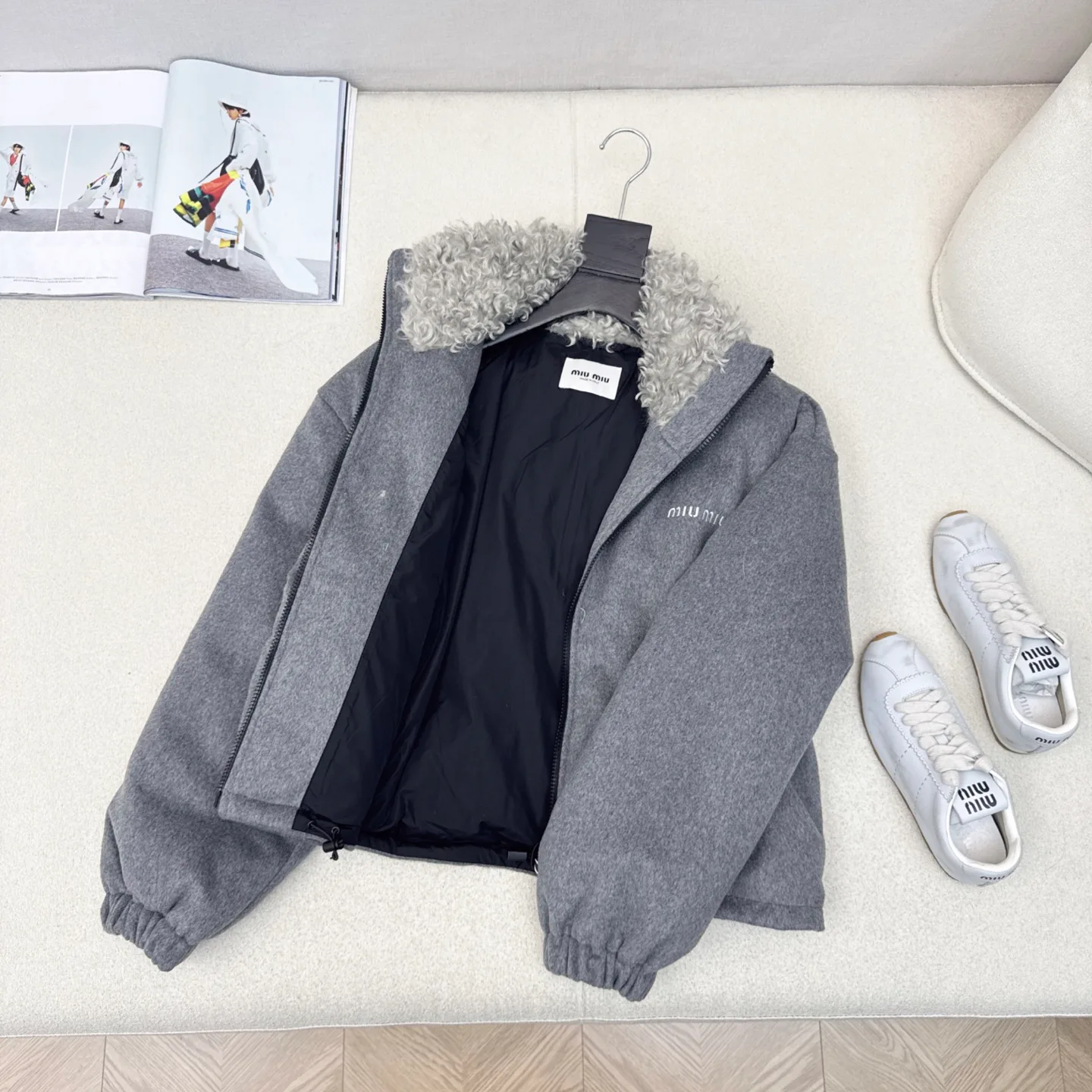 Куртки Женские Miu Miu 182359