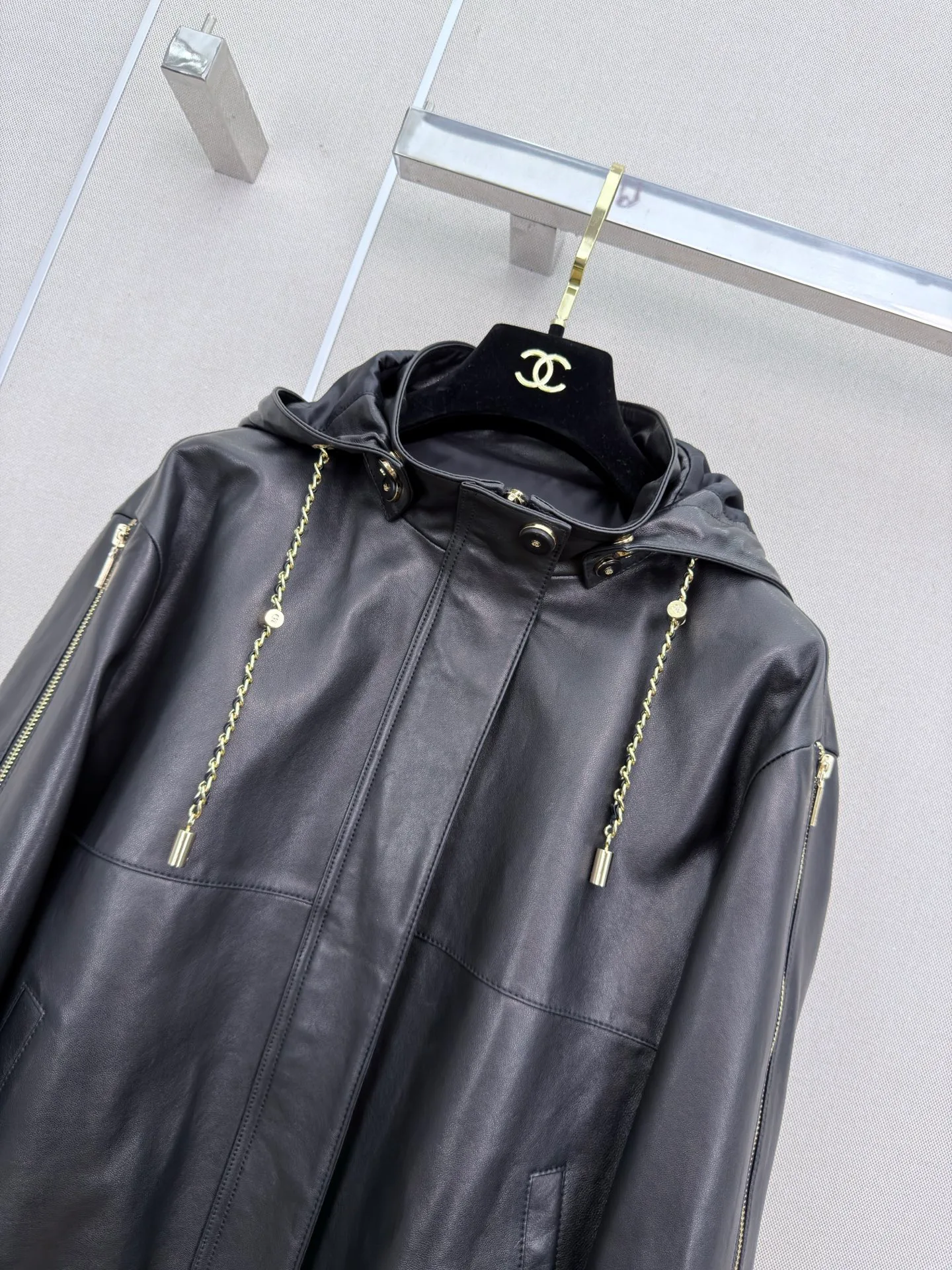 Кожаные Куртки И Дублёнки Женские Chanel 18138617