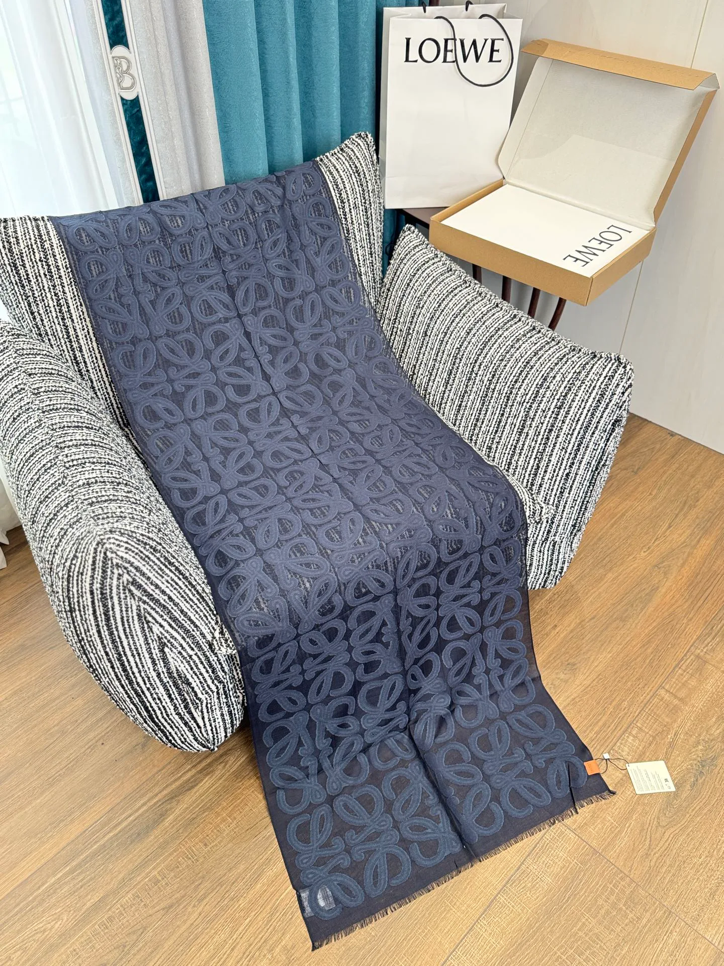Шарфы Loewe 18523952
