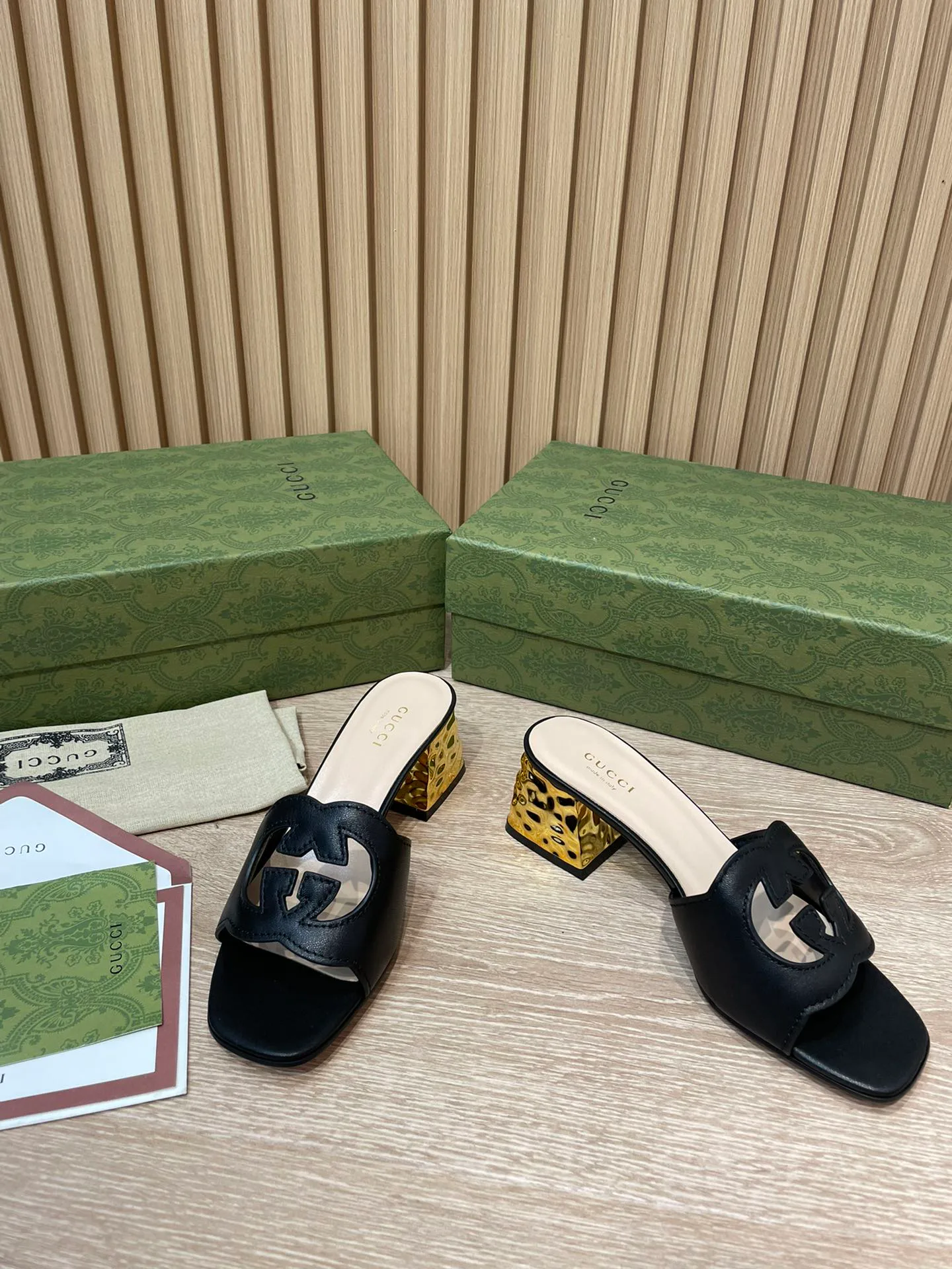 Шлепанцы Женские Gucci 11569