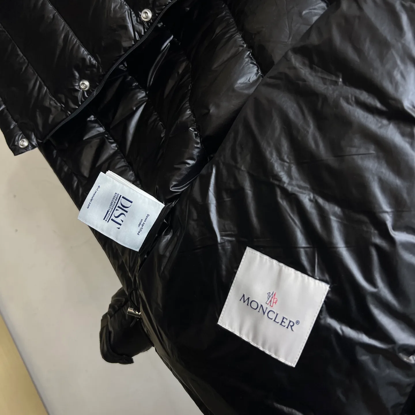 Куртки И Пуховики Женские Moncler 18048015