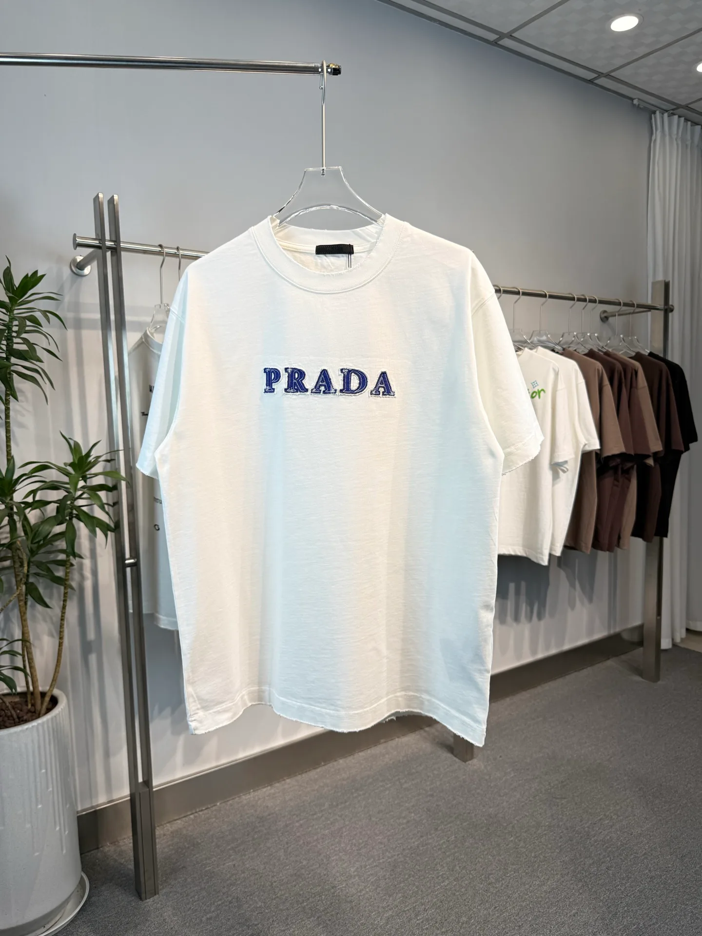 Футболки Женские Prada 11460856