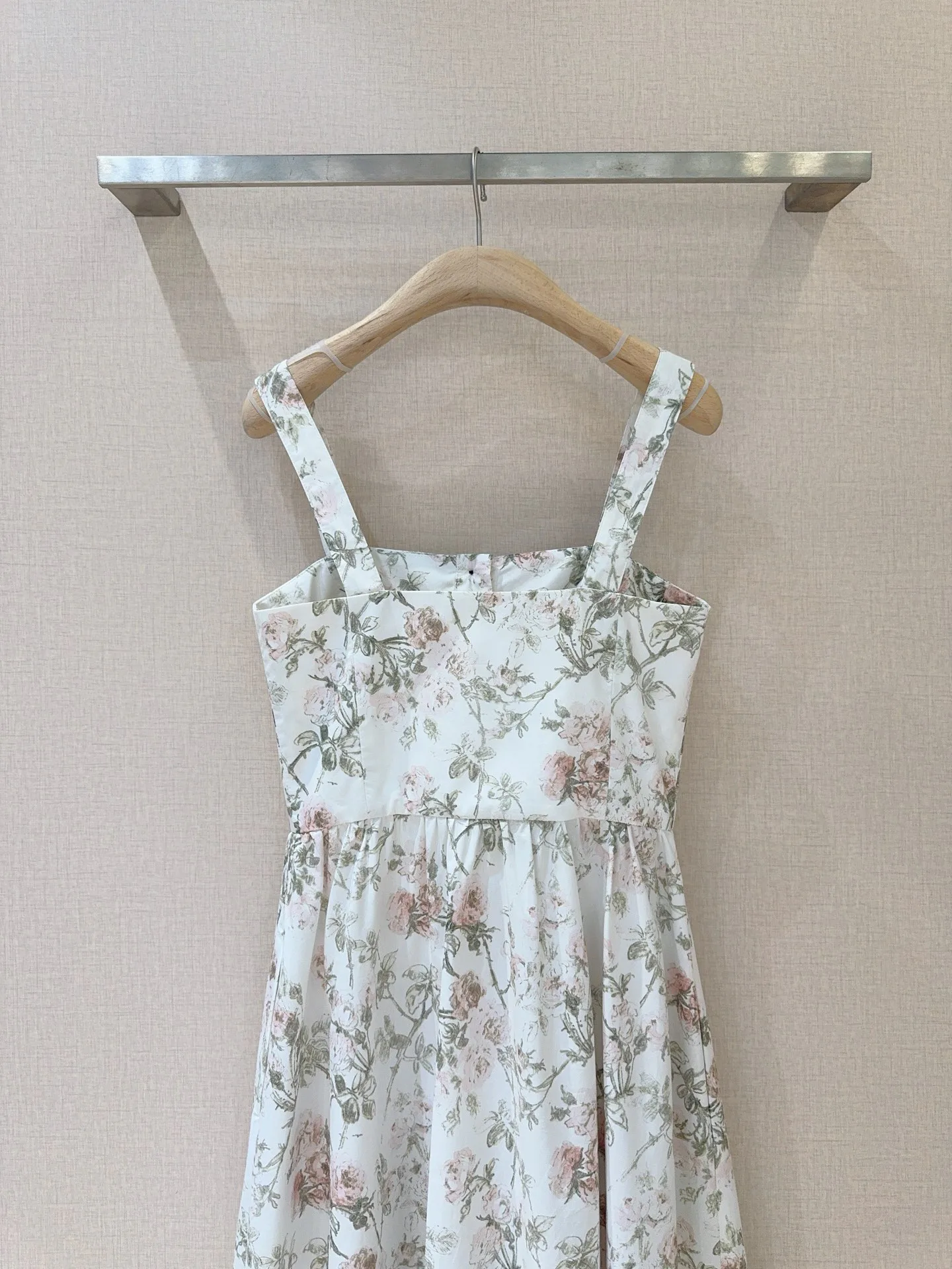 Платья Женские Christian Dior 9823675