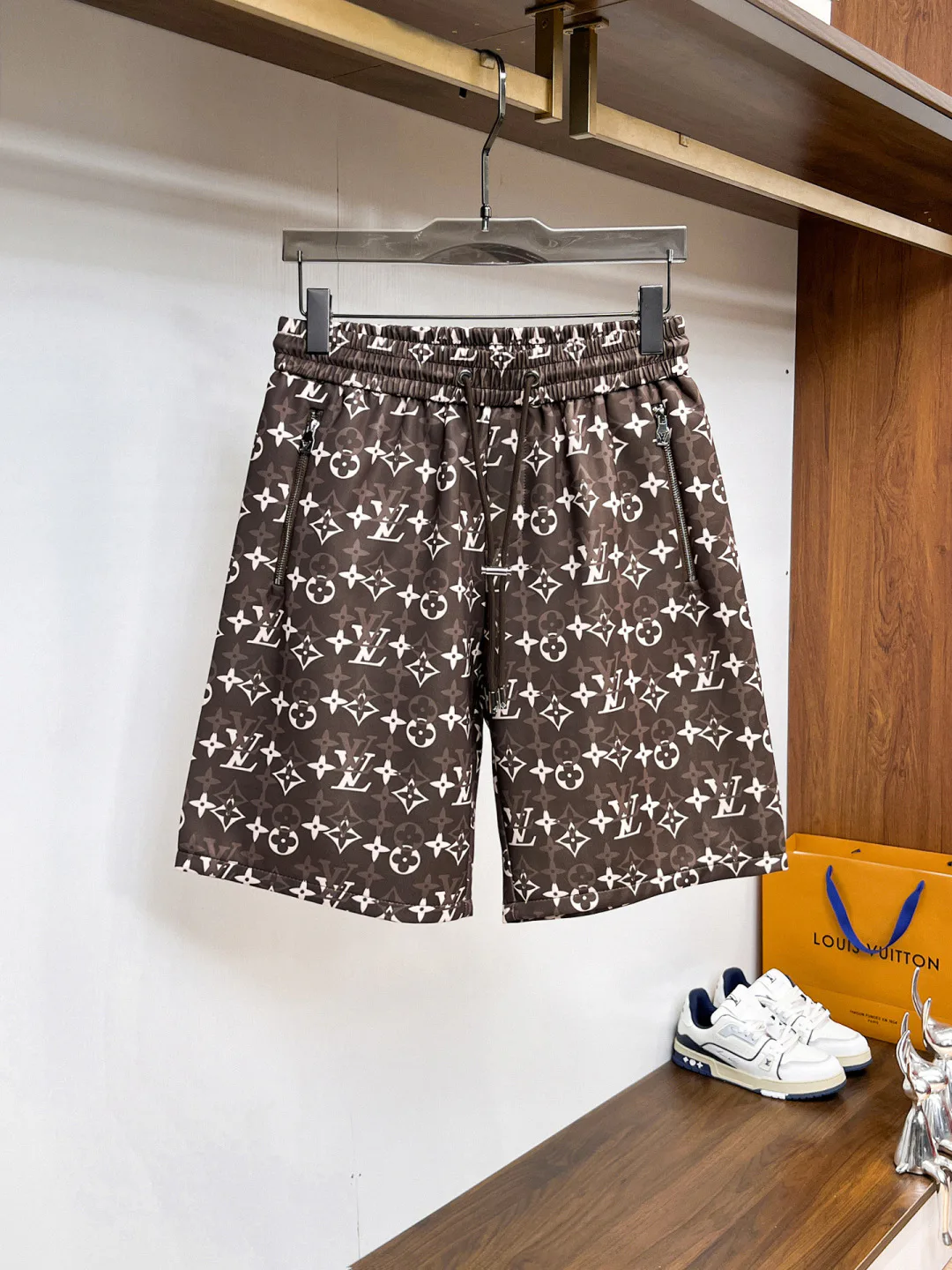 Шорты Мужские Louis Vuitton 13417531