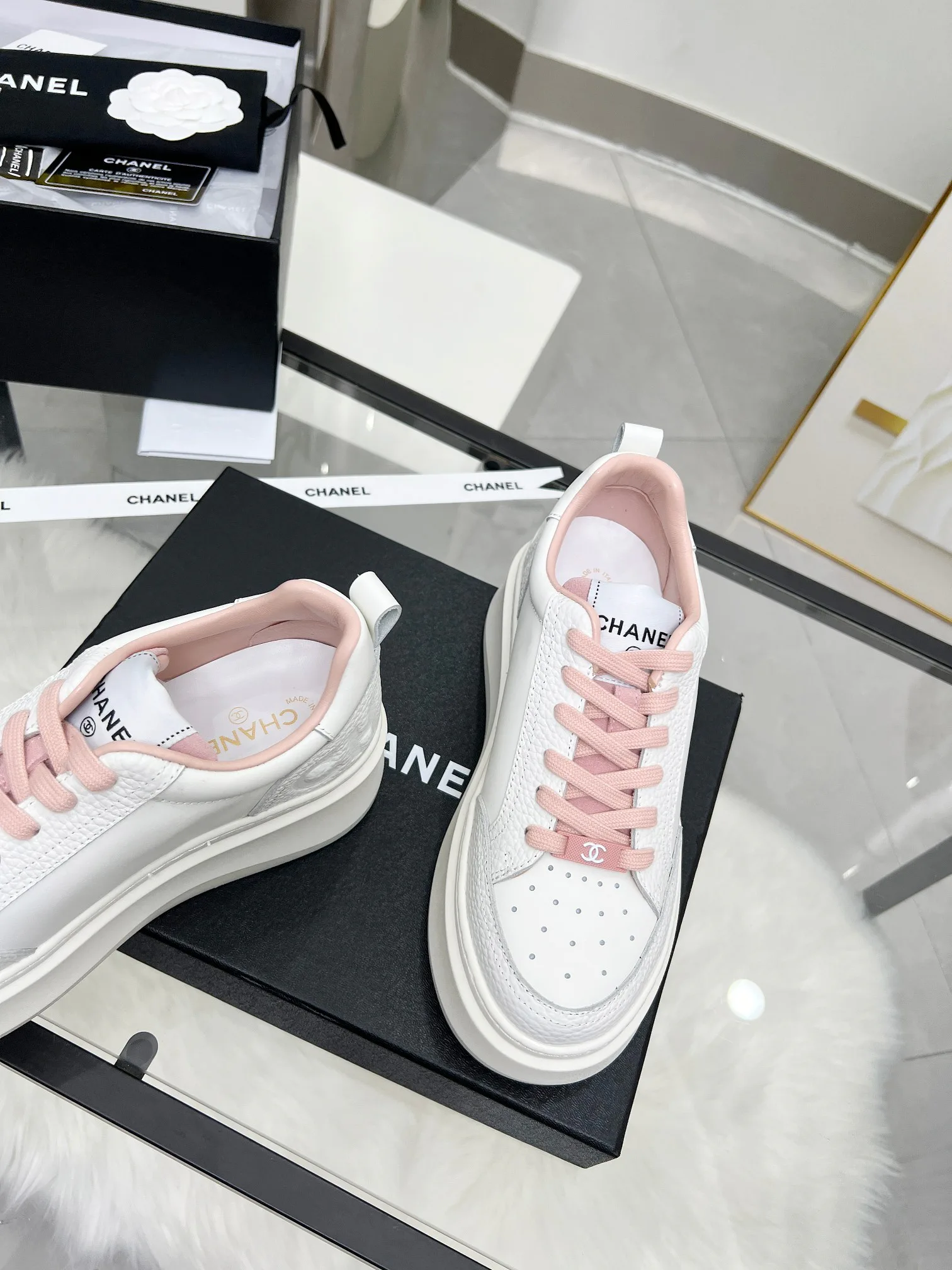Кроссовки Женские Chanel 11187157