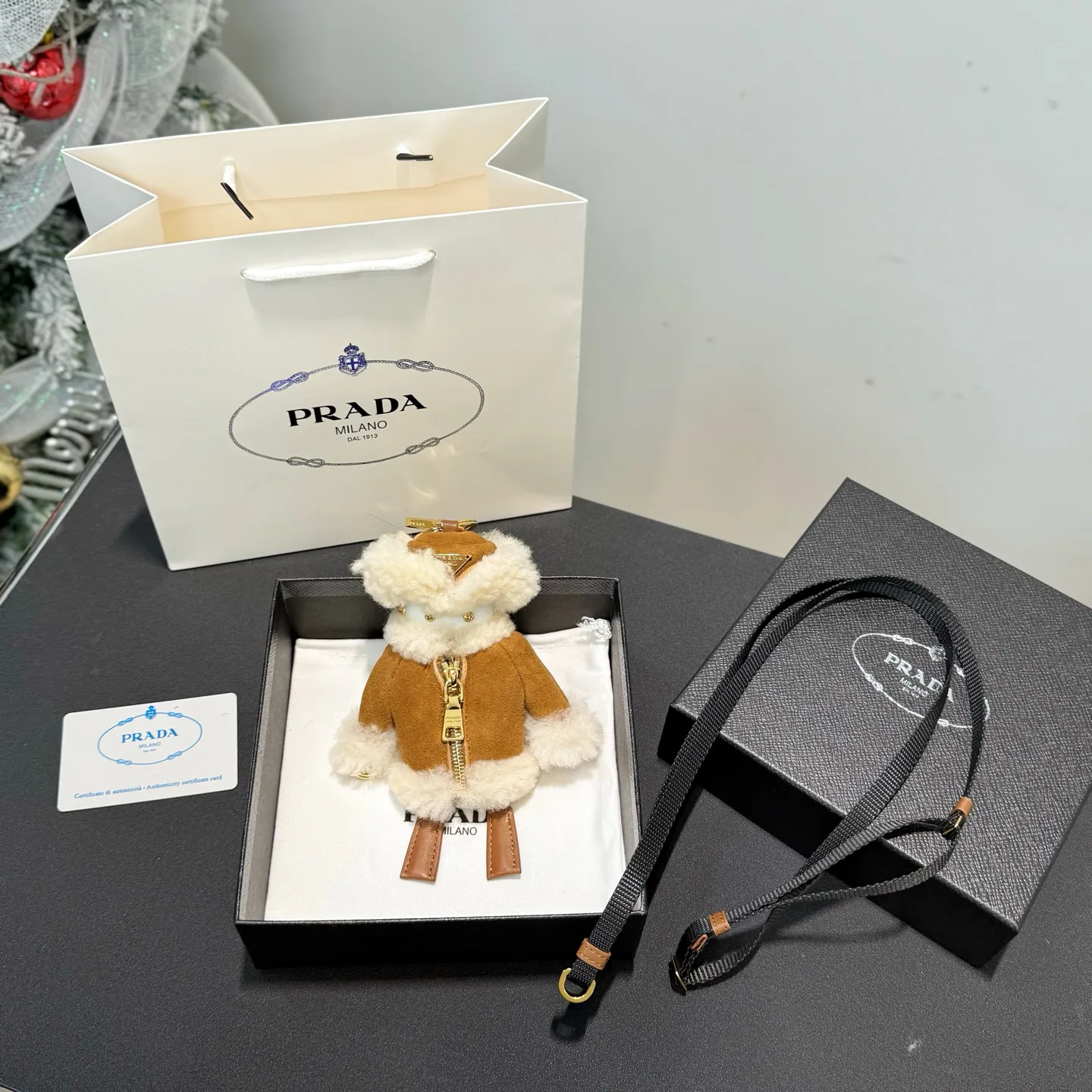 Ключницы Prada 10418883