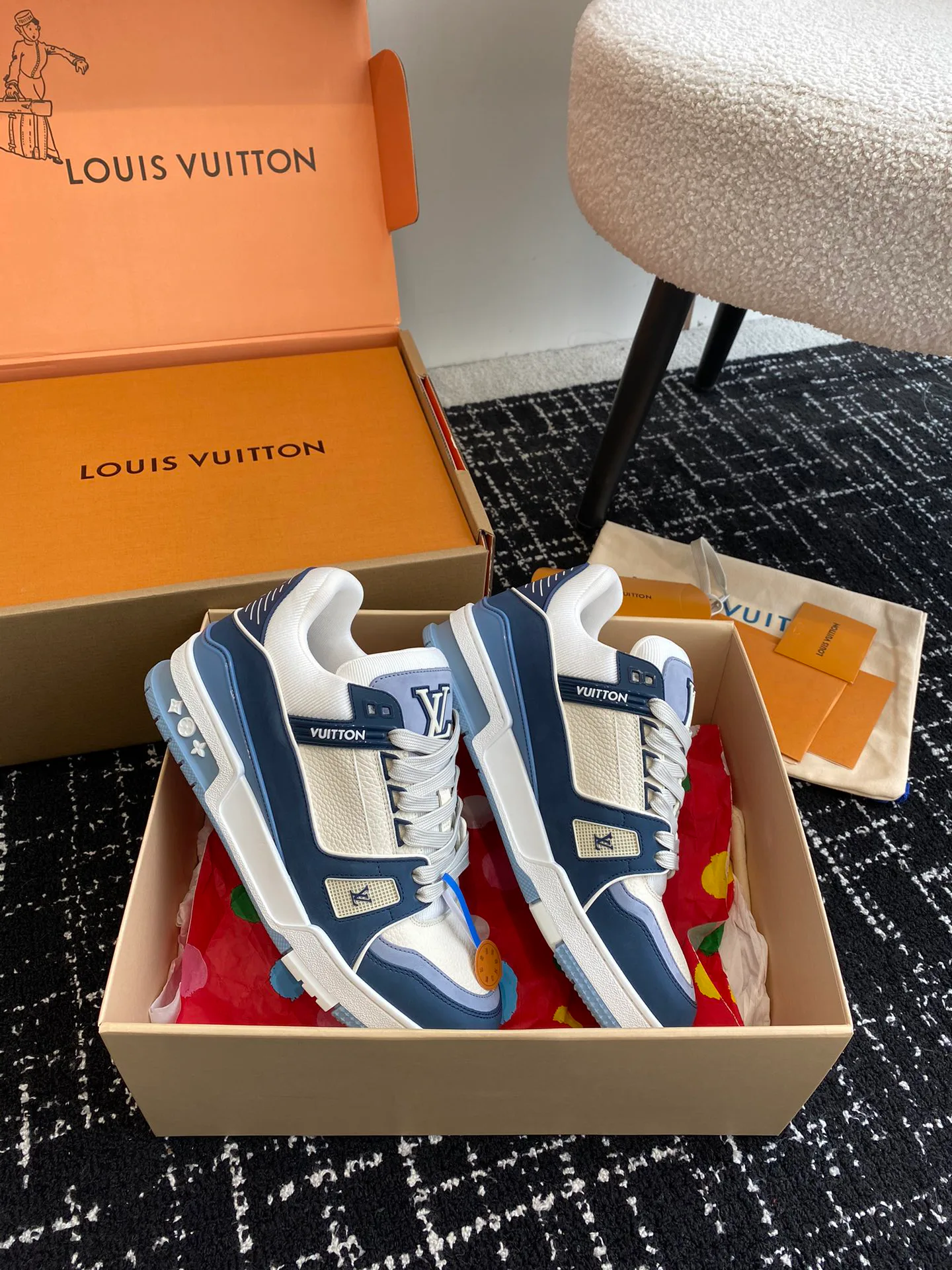 Кроссовки Женские Louis Vuitton 5790902