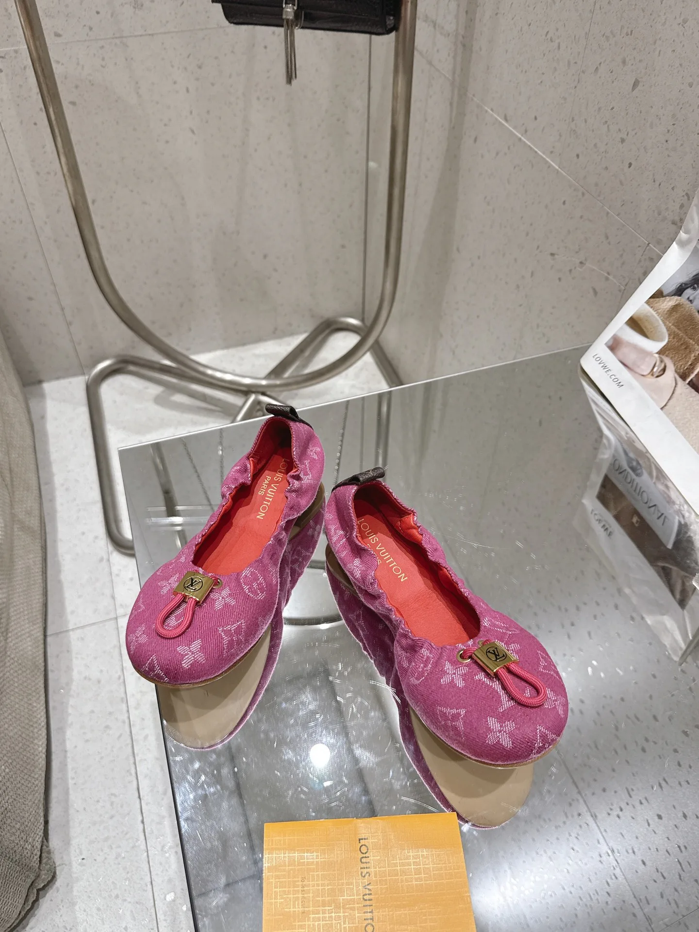 Балетки Женские Louis Vuitton 17524758