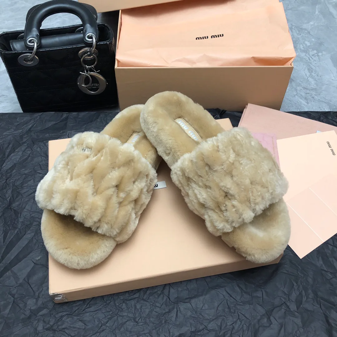 Тапочки Женские Miu Miu 18005800
