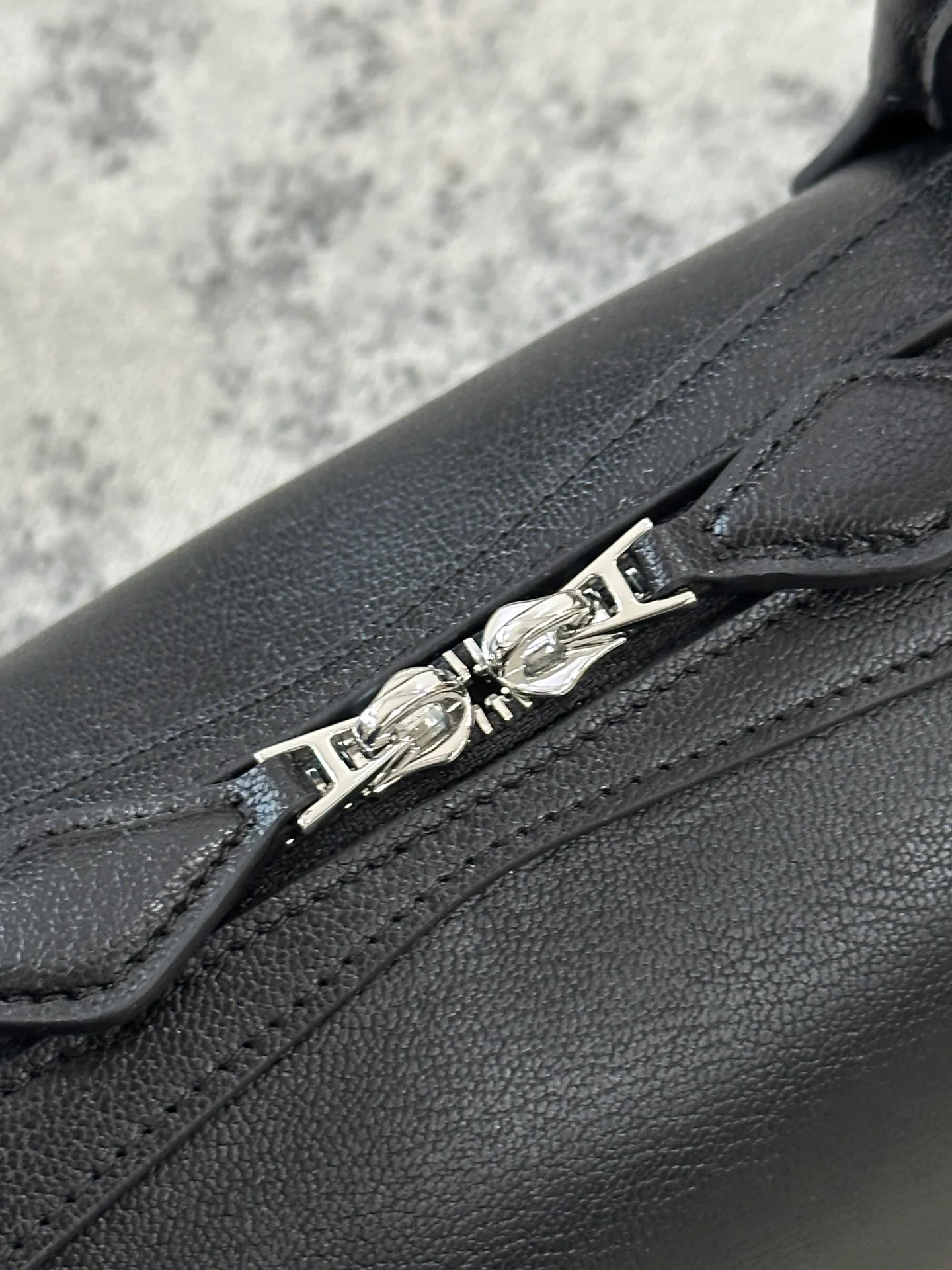 Классические Сумки Женские Alaia 20651