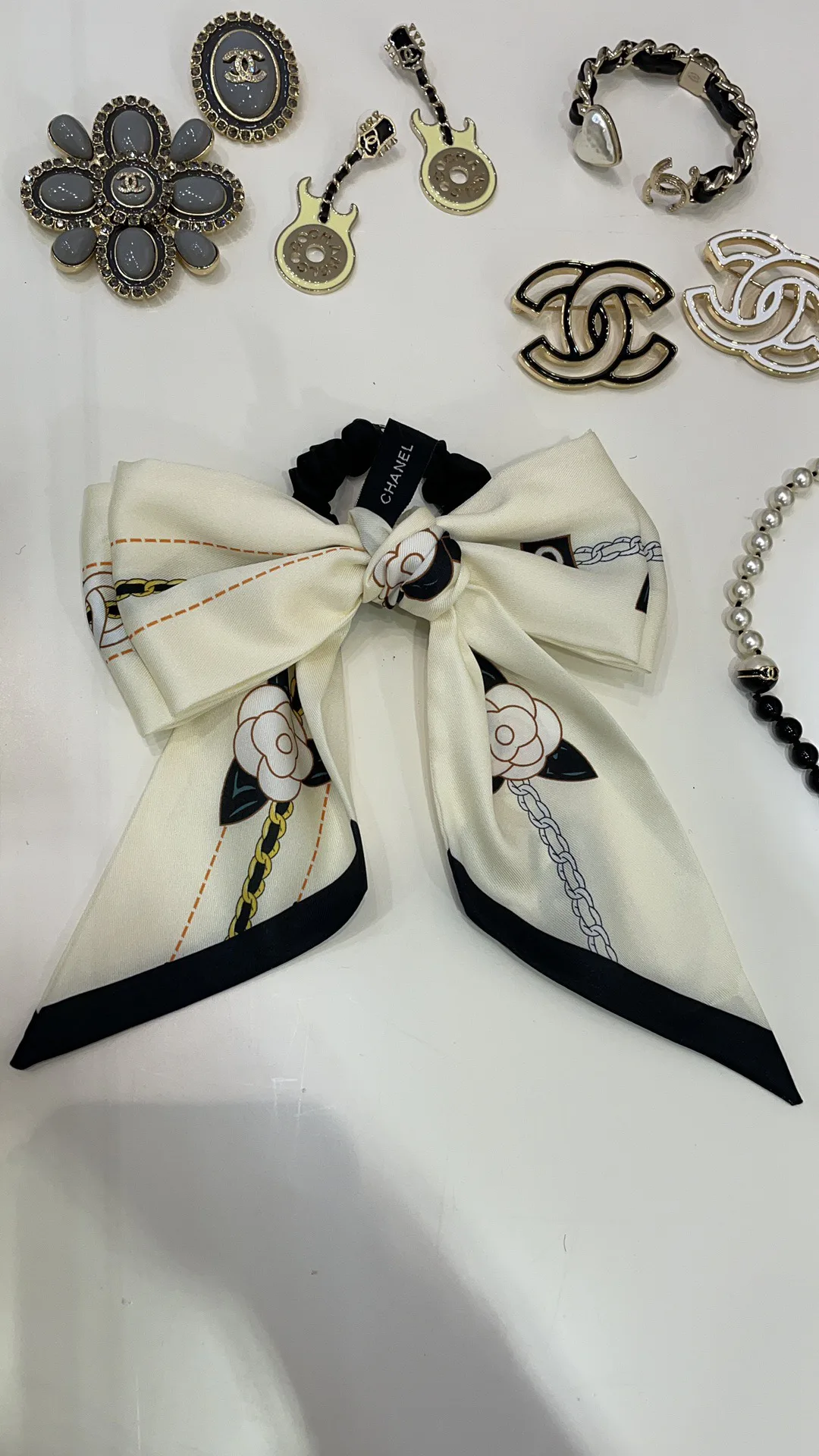 Платки Chanel 12642127