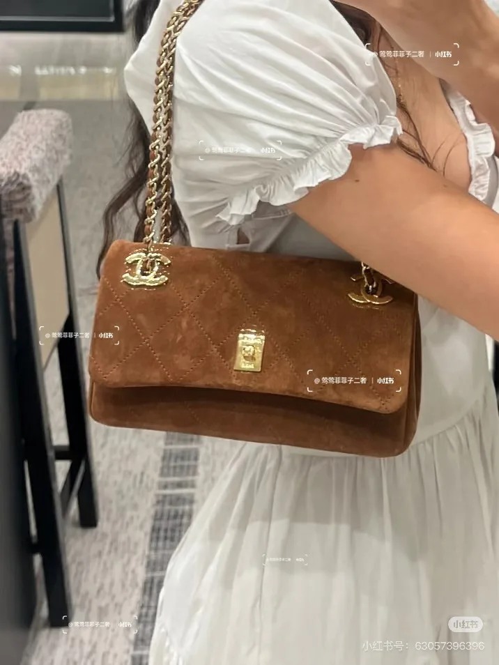 Классические Сумки Женские Chanel 17364597