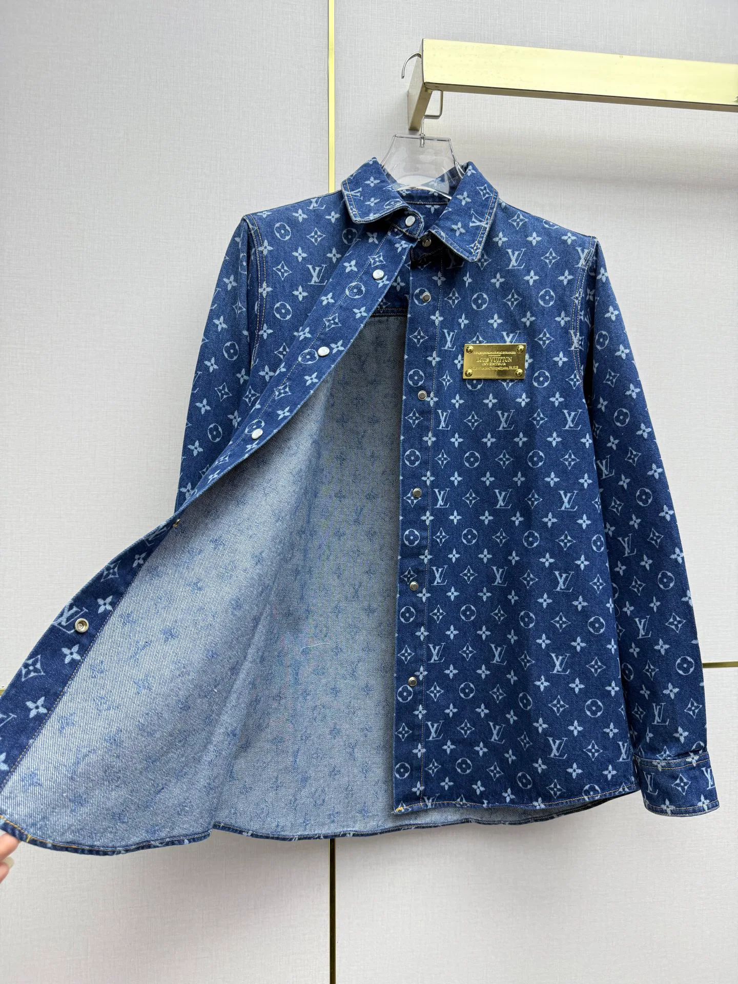 Рубашки Женские Louis Vuitton 9600620