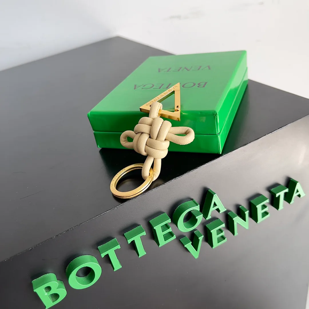 Ключницы Bottega Veneta 595630