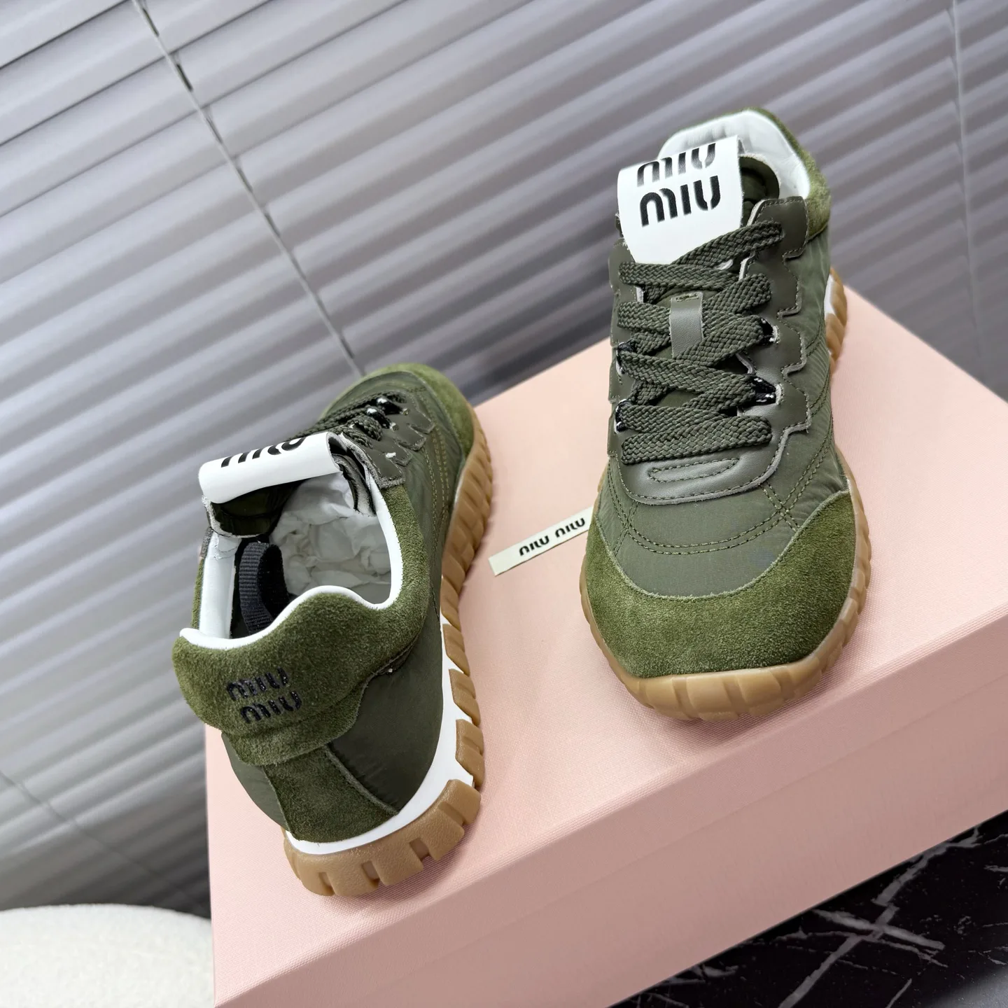 Кроссовки Женские Miu Miu 3742544