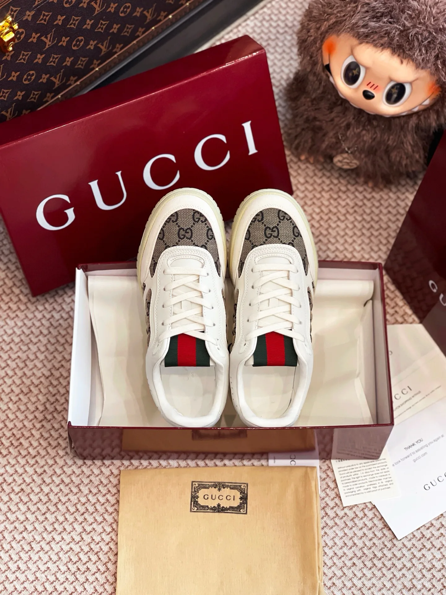 Кроссовки Женские Gucci 10477216