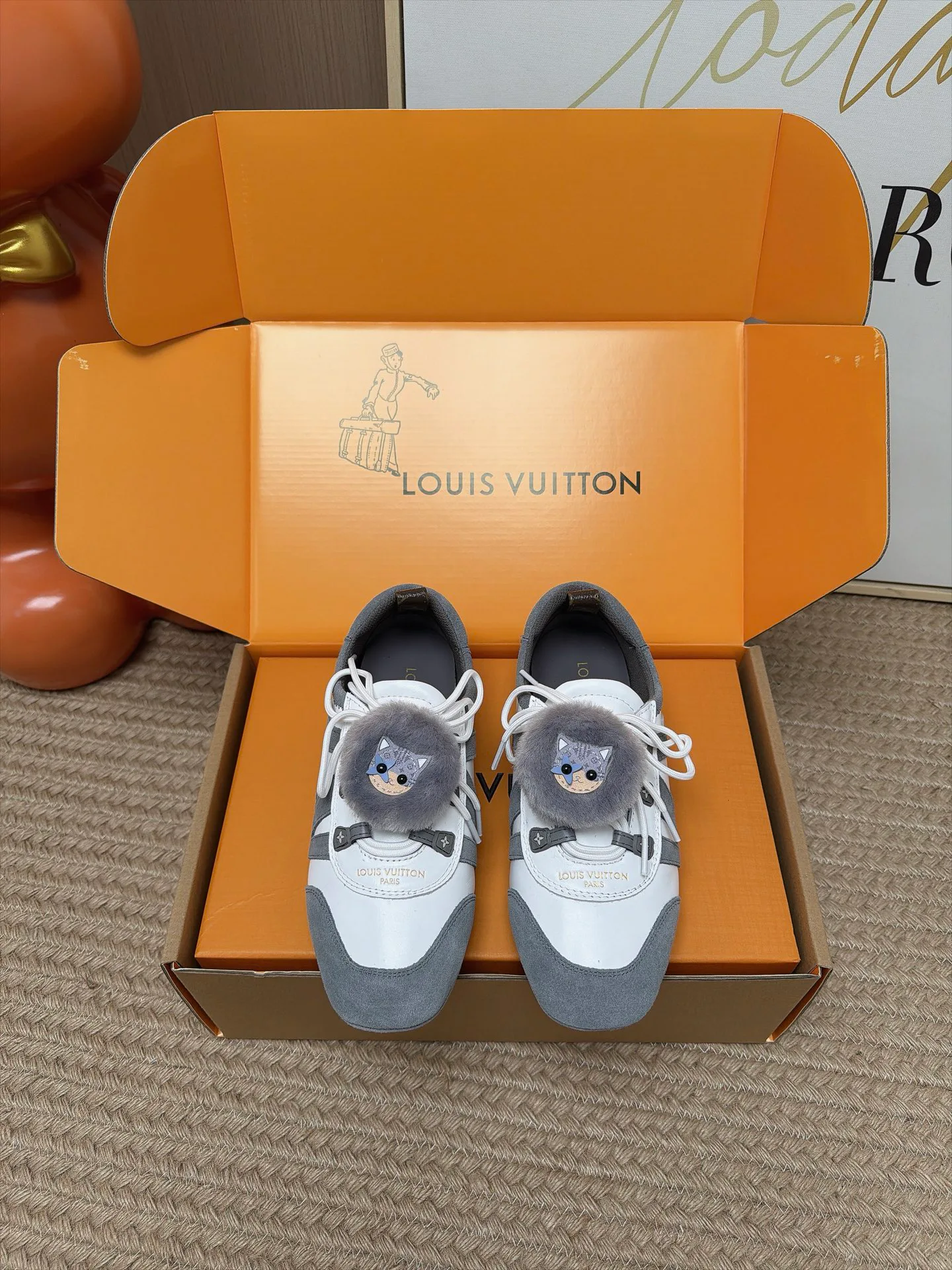 Кроссовки Женские Louis Vuitton 18063012