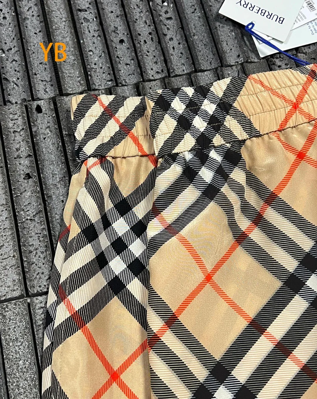 Шорты Мужские Burberry 11701846