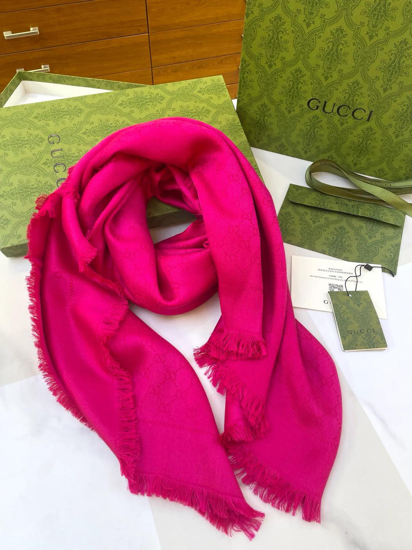 Шарфы Gucci 4874452