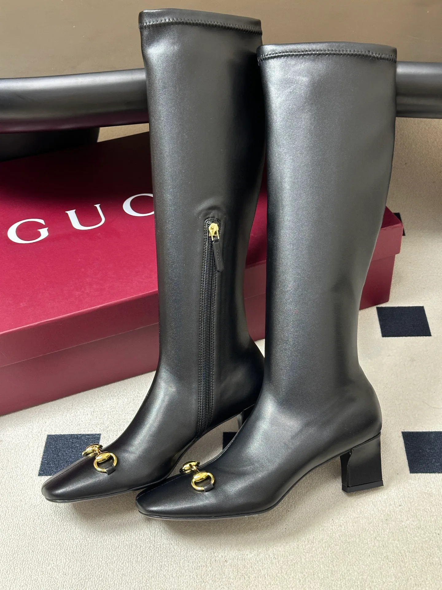 Сапоги Женские Gucci 18041490