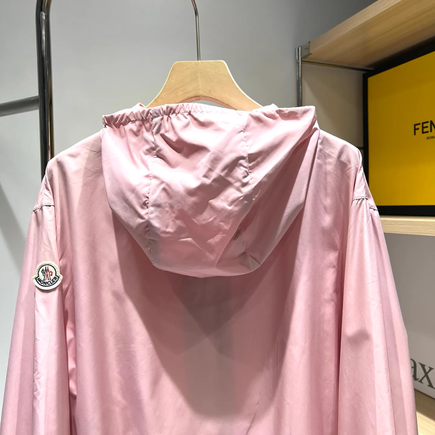 Куртки И Пуховики Женские Moncler 12687066