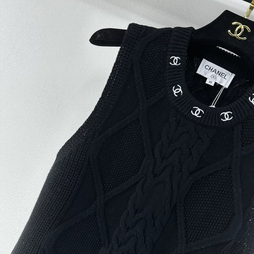 Жилеты Женские Chanel 13400910