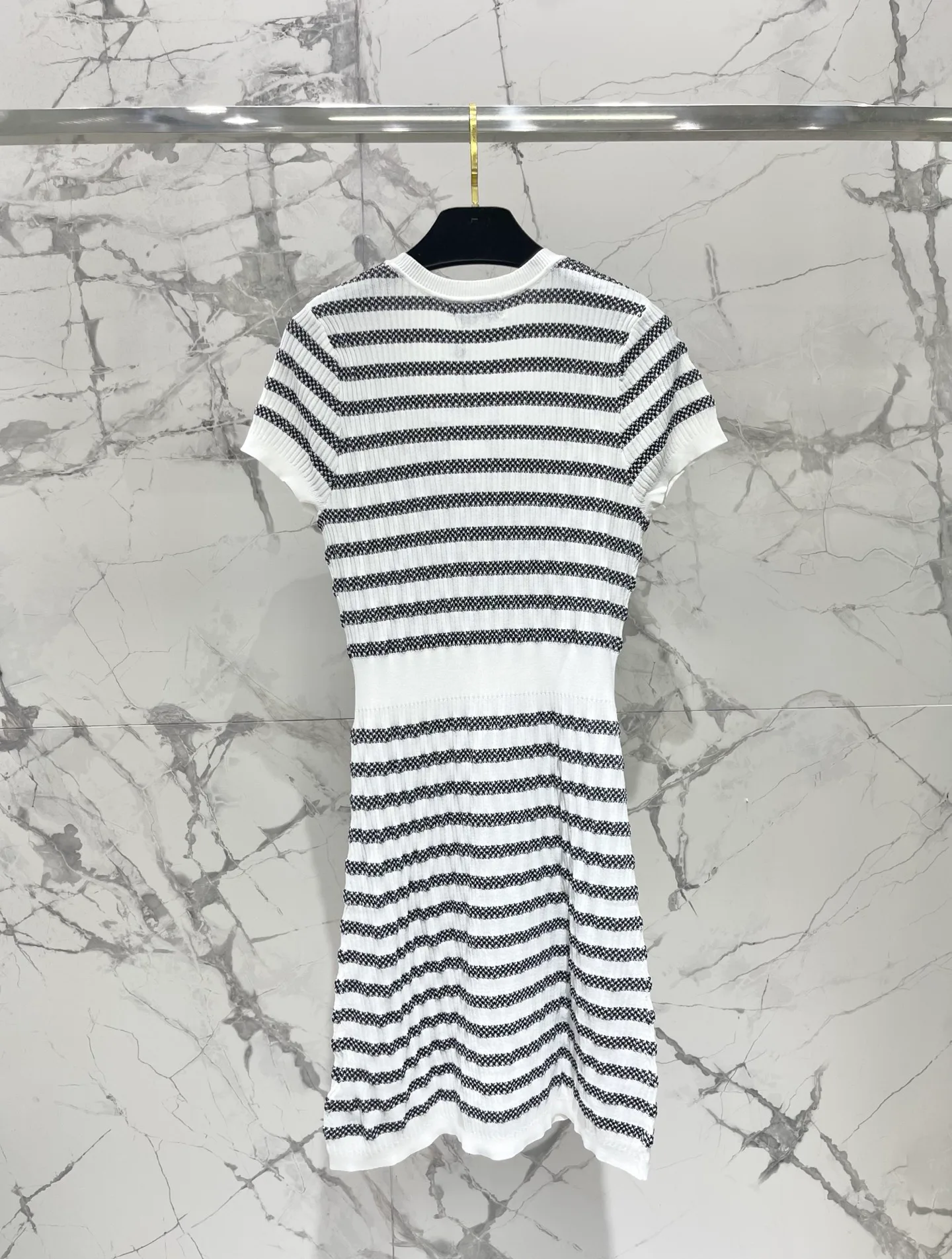 Платья Женские Chanel 10810051