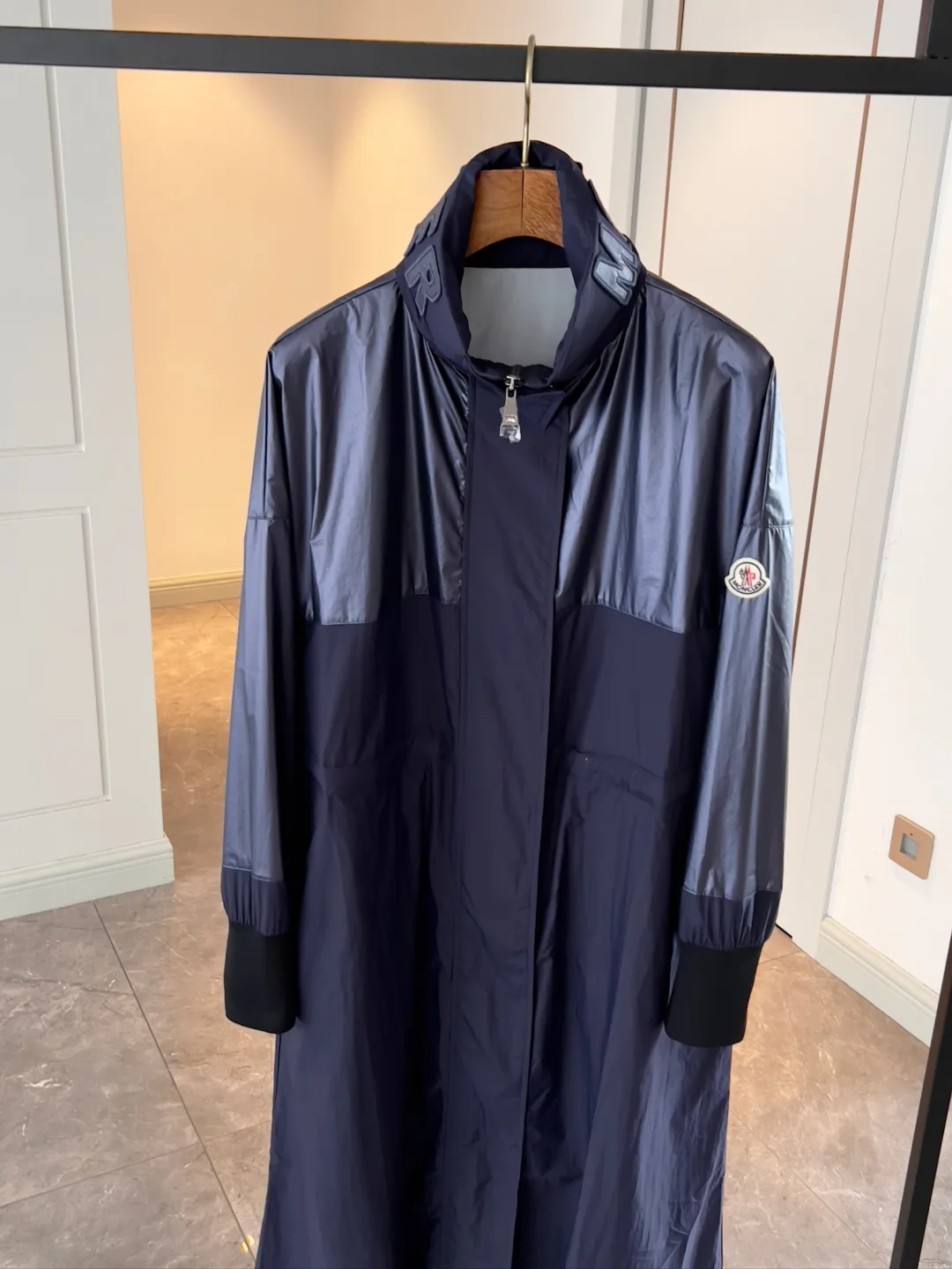 Куртки И Пуховики Женские Moncler 11489413