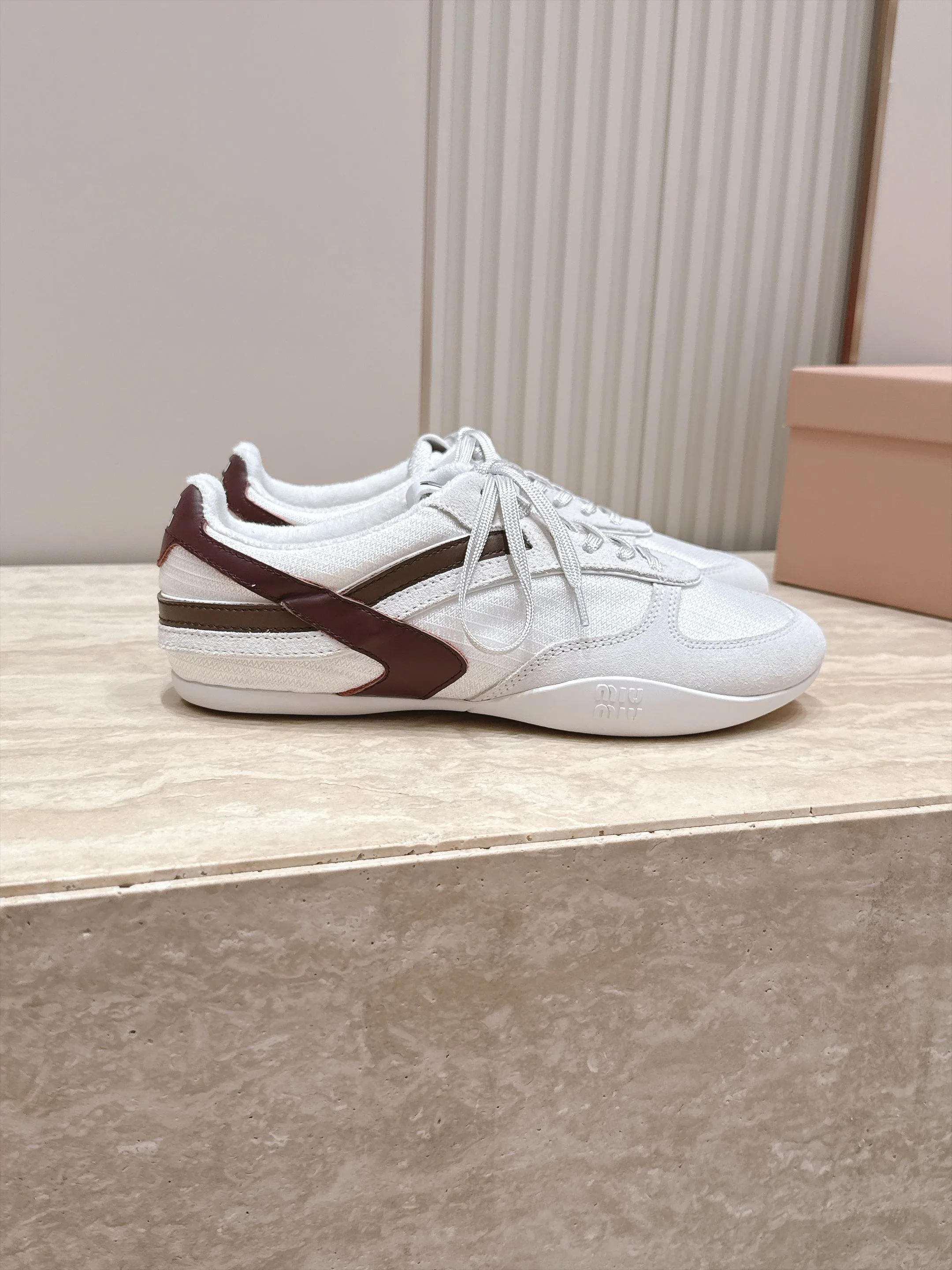Кроссовки Женские Miu Miu 17963744