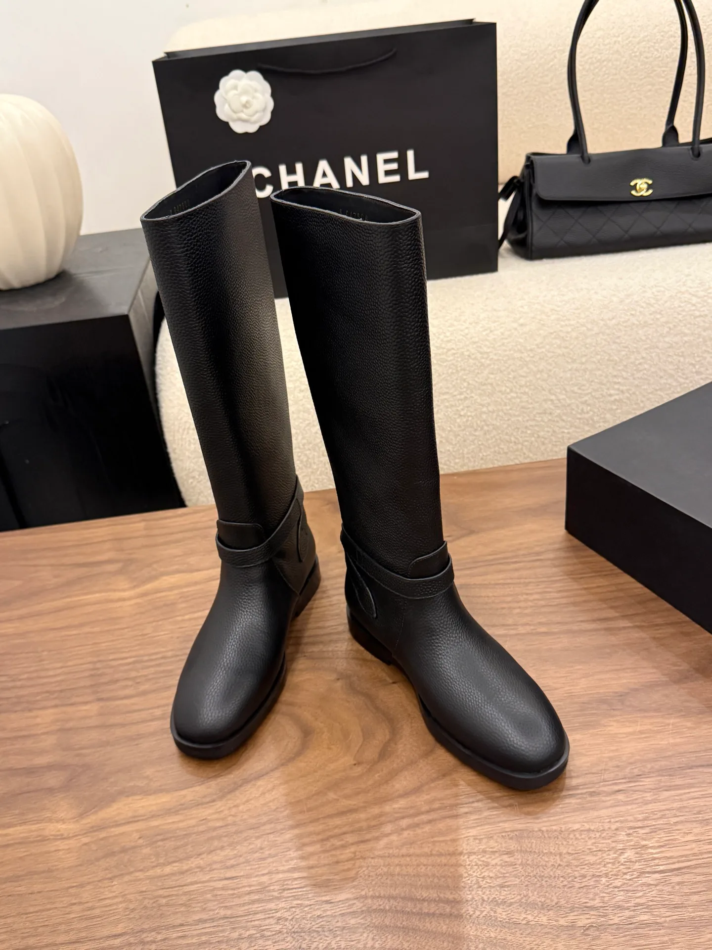 Сапоги Женские Chanel 17928056