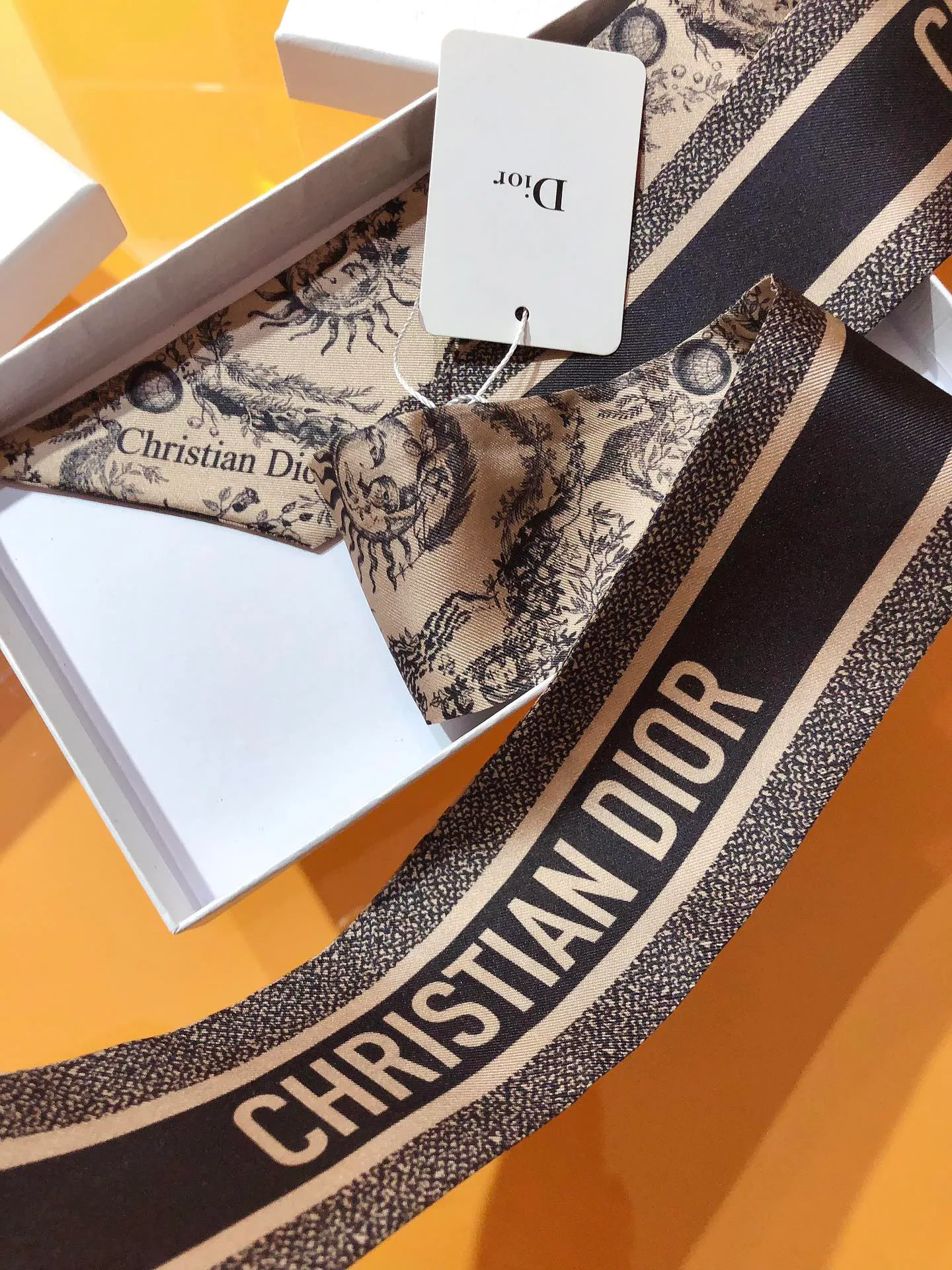 Платки Christian Dior 11507826