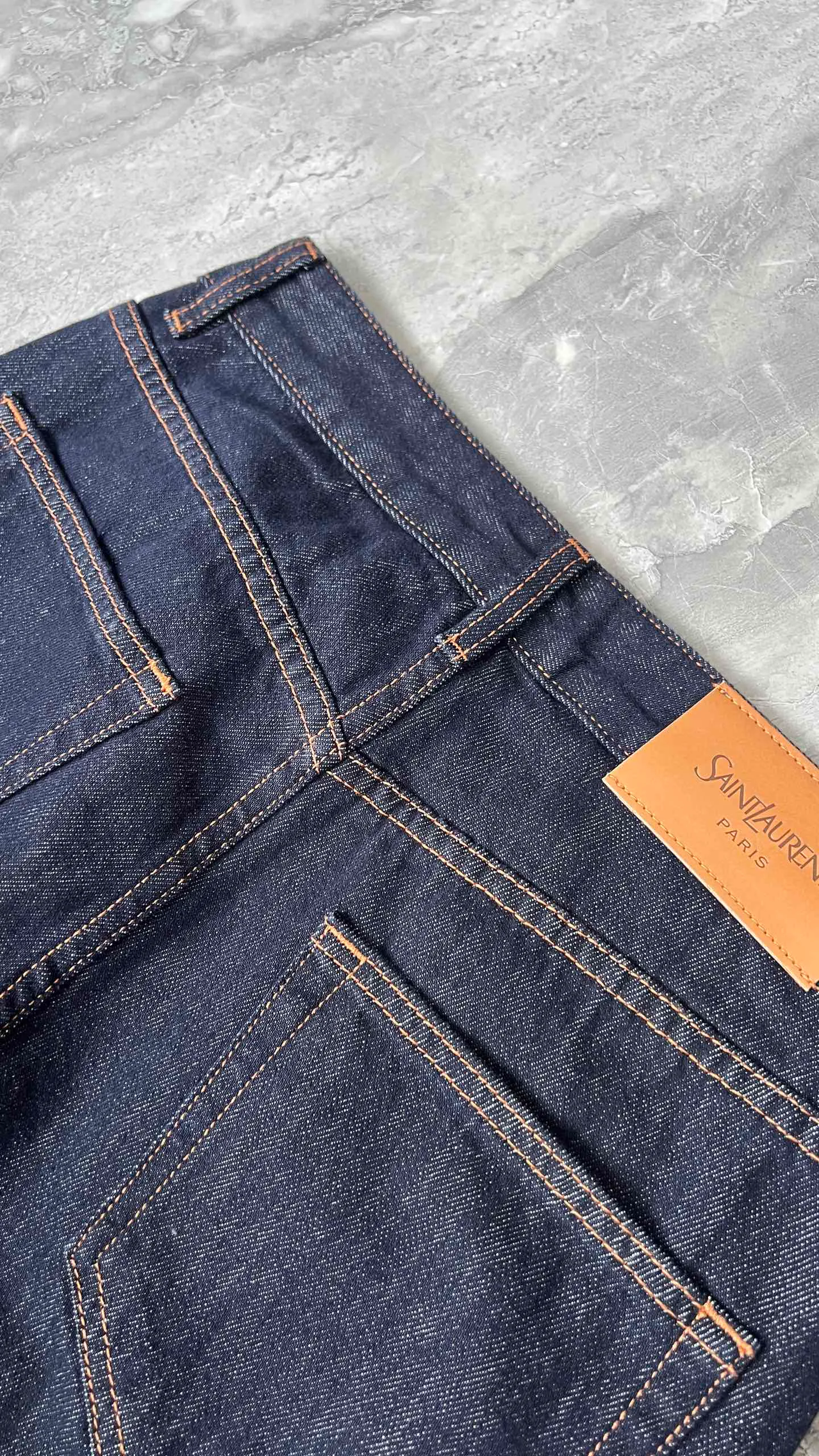Джинсы Женские Saint Laurent 18993259