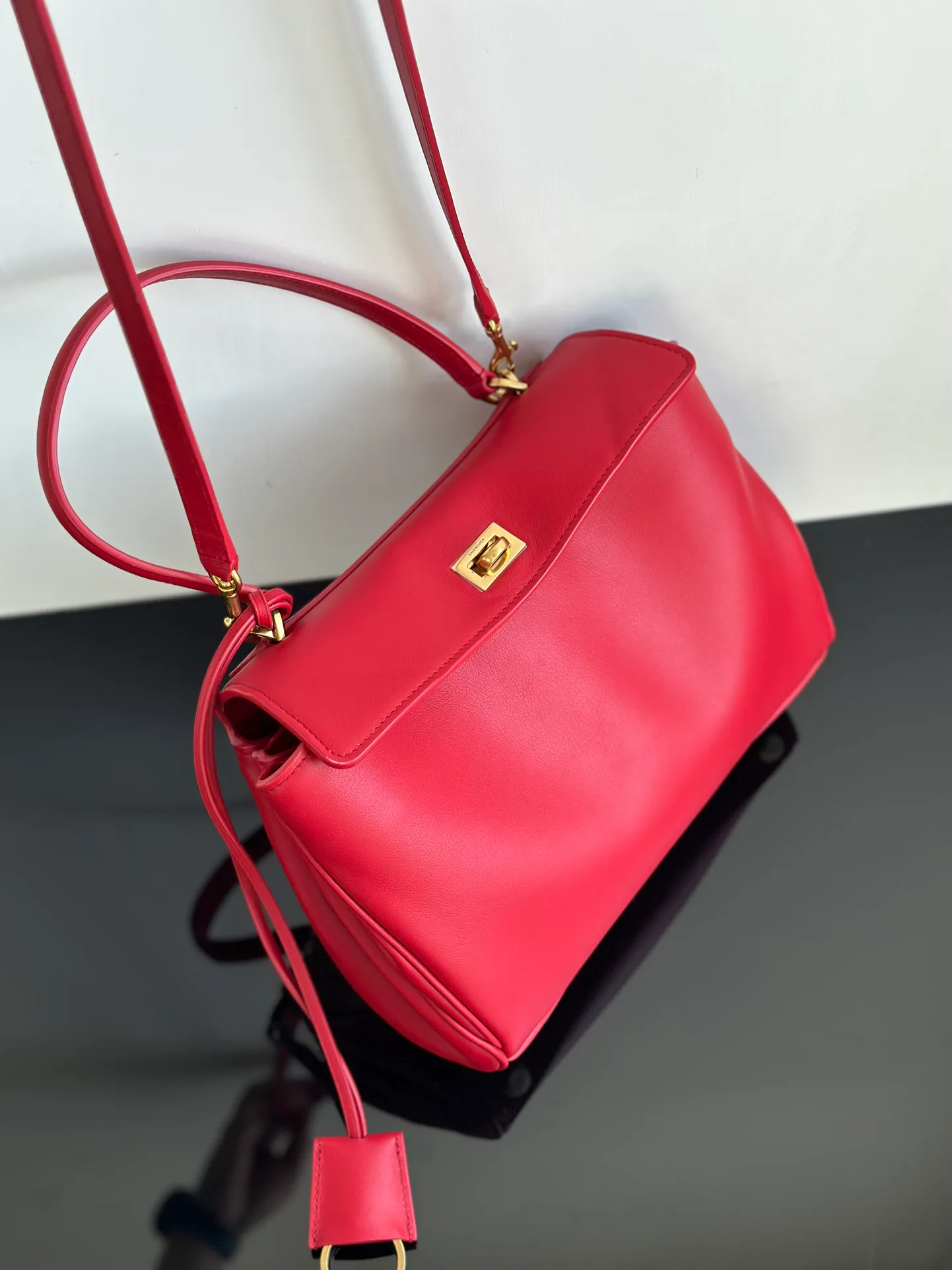 Сумки На Ремне Женские Balenciaga 6566532