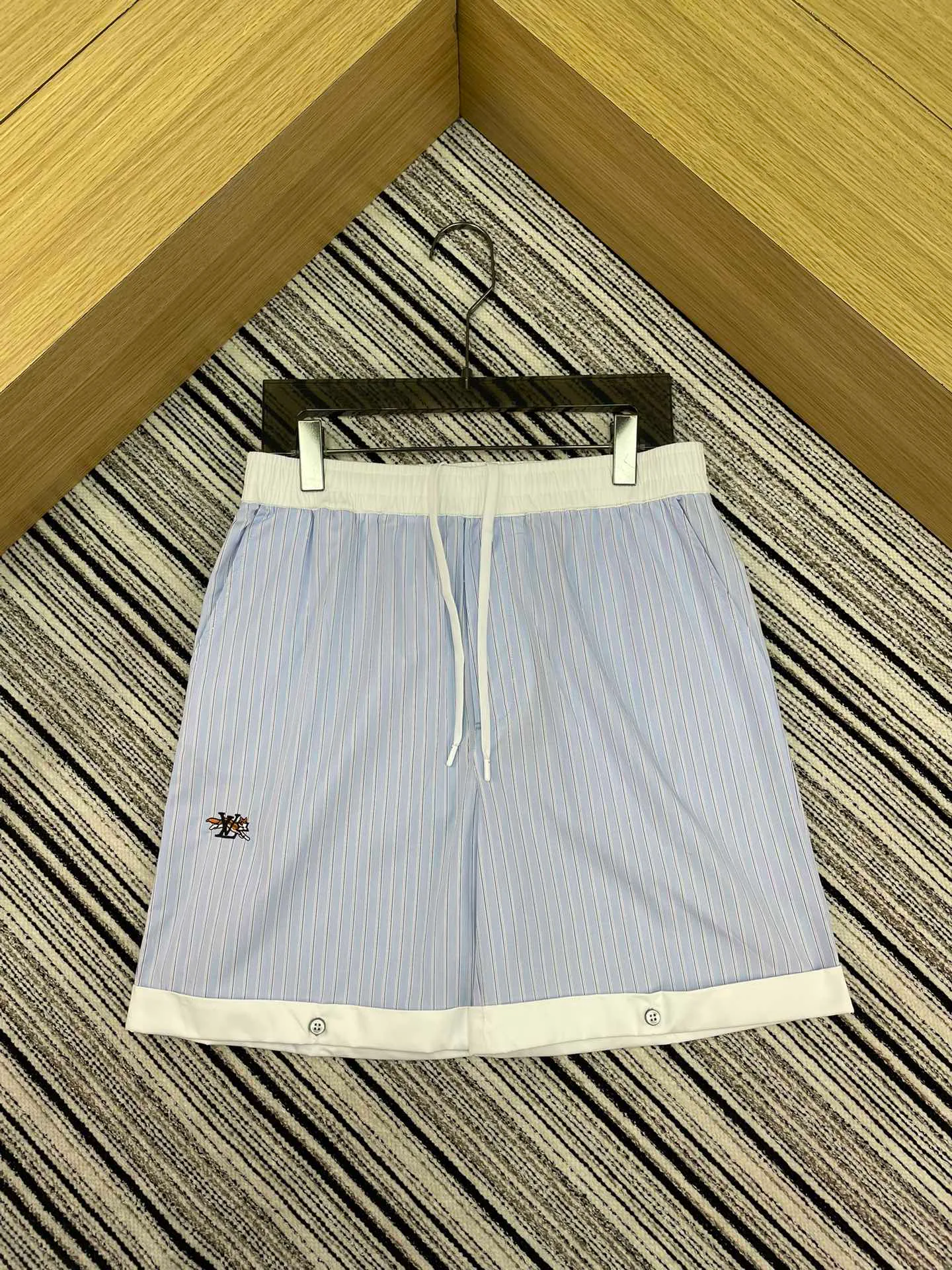 Шорты Женские Louis Vuitton 1885079