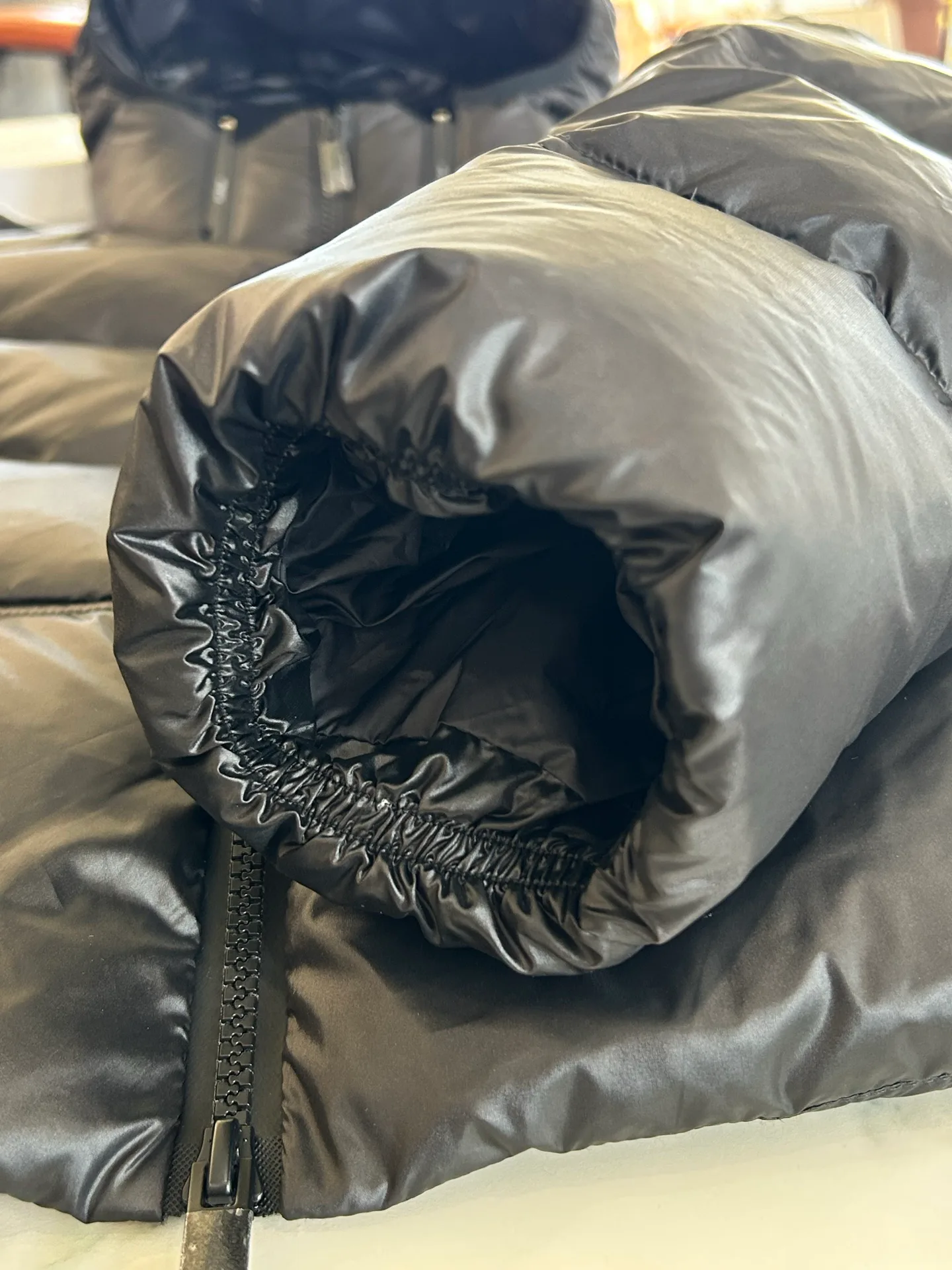 Куртки И Пуховики Женские Moncler 17904502