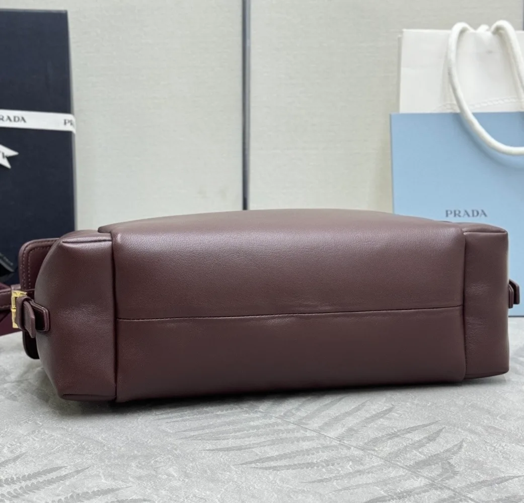 Сумки На Ремне Женские Prada 12583869