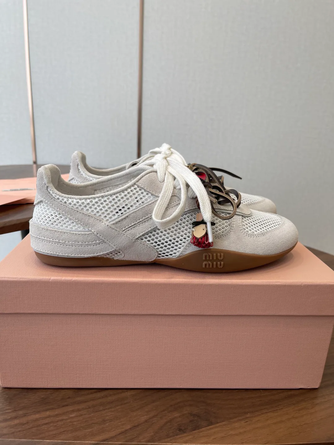 Кроссовки Женские Miu Miu 11645242