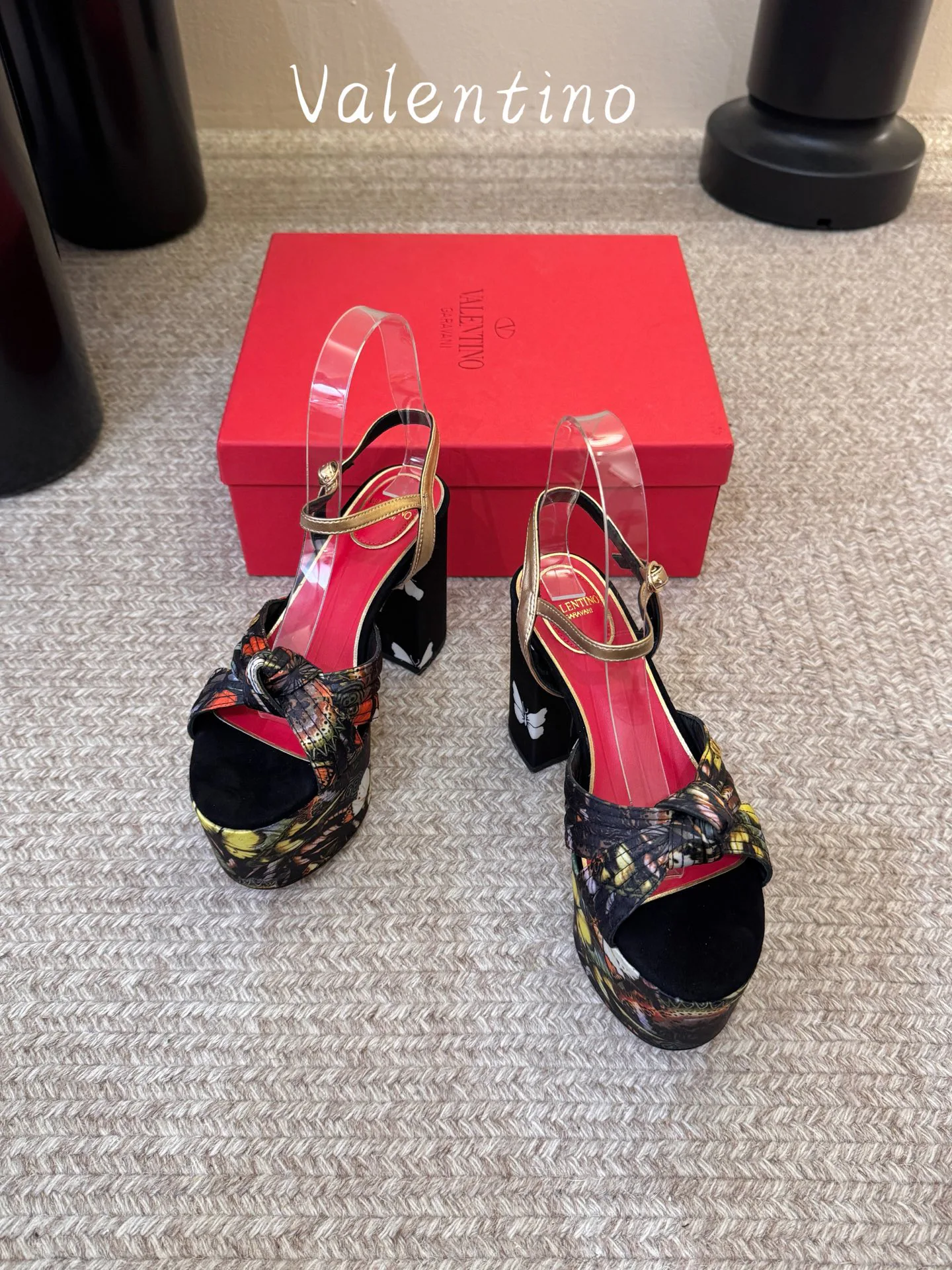 Босоножки Женские Valentino 19707116