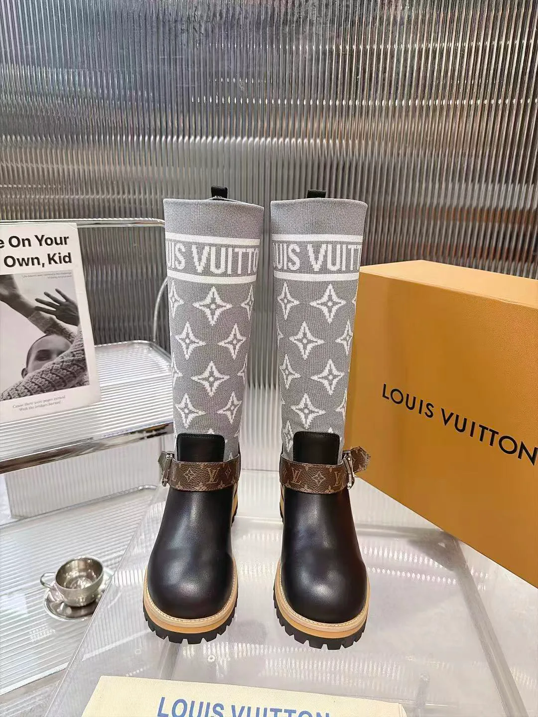 Сапоги Женские Louis Vuitton 18740773
