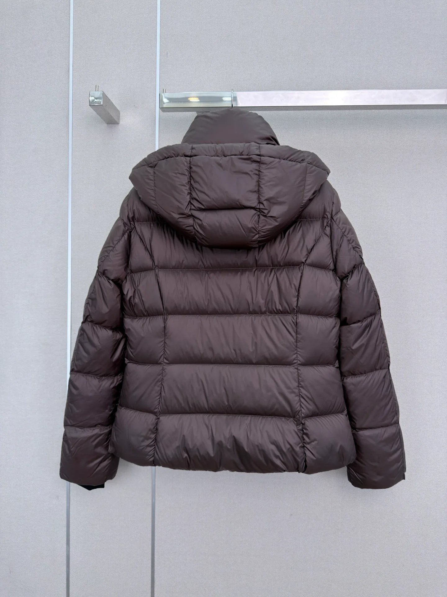Куртки И Пуховики Женские Prada 18185813