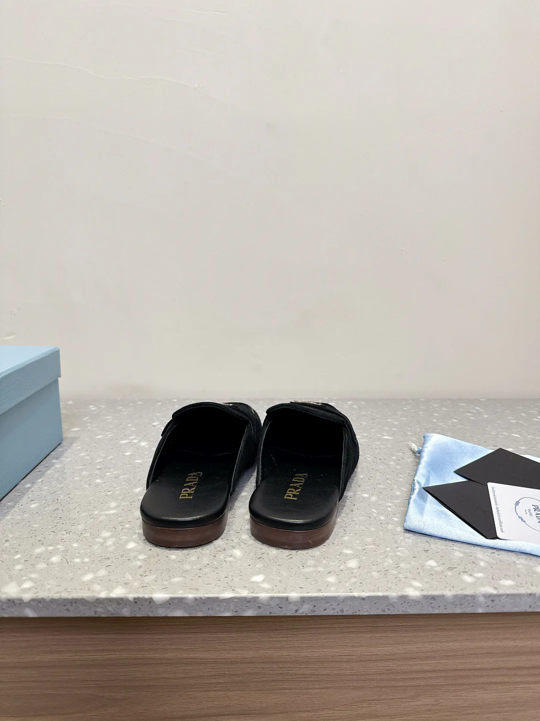 Шлепанцы Женские Prada 23862