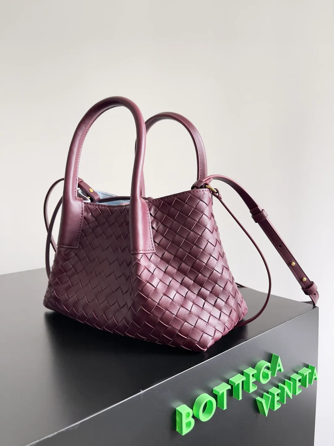 Классические Сумки Женские Bottega Veneta 11023534