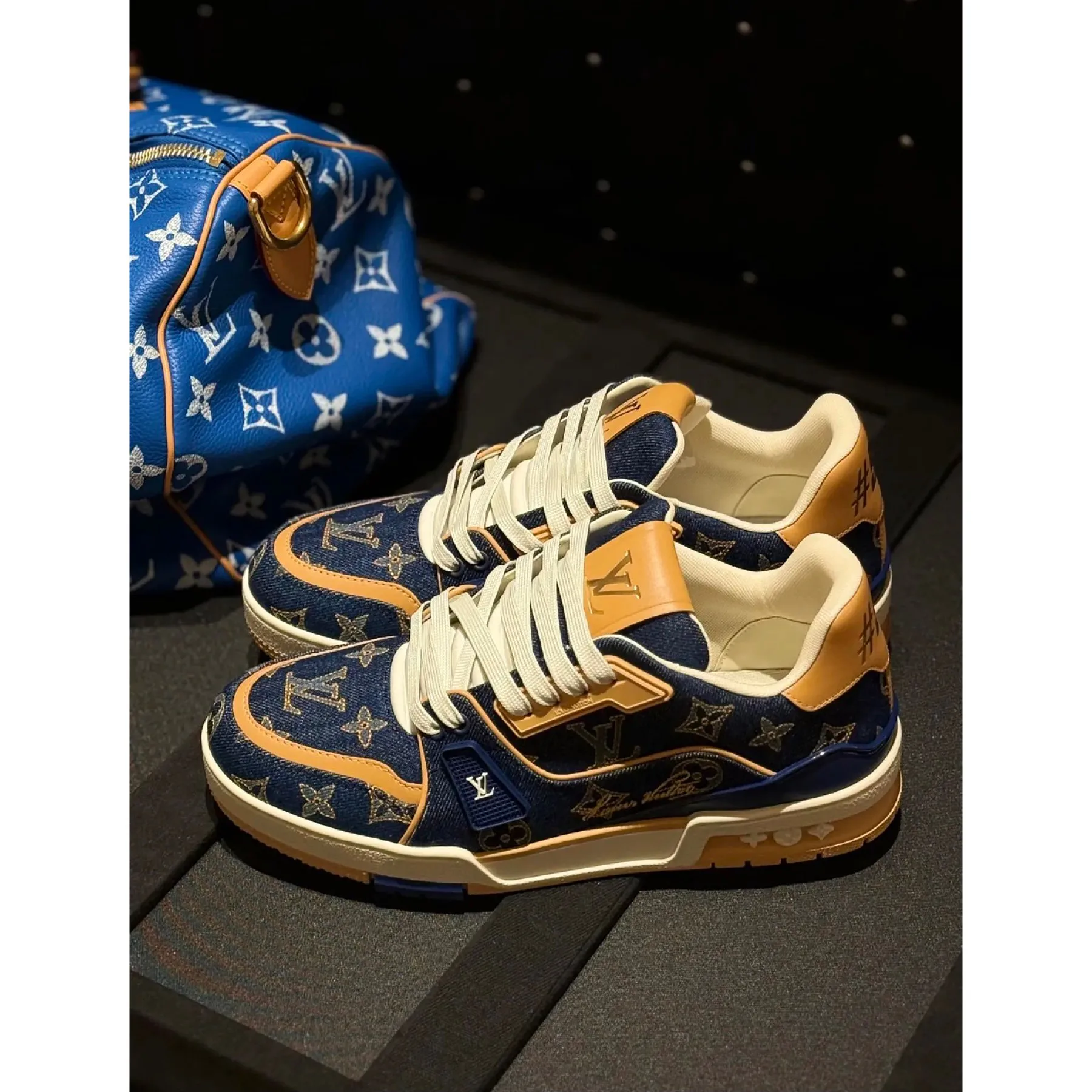 Кроссовки Женские Louis Vuitton 5894018