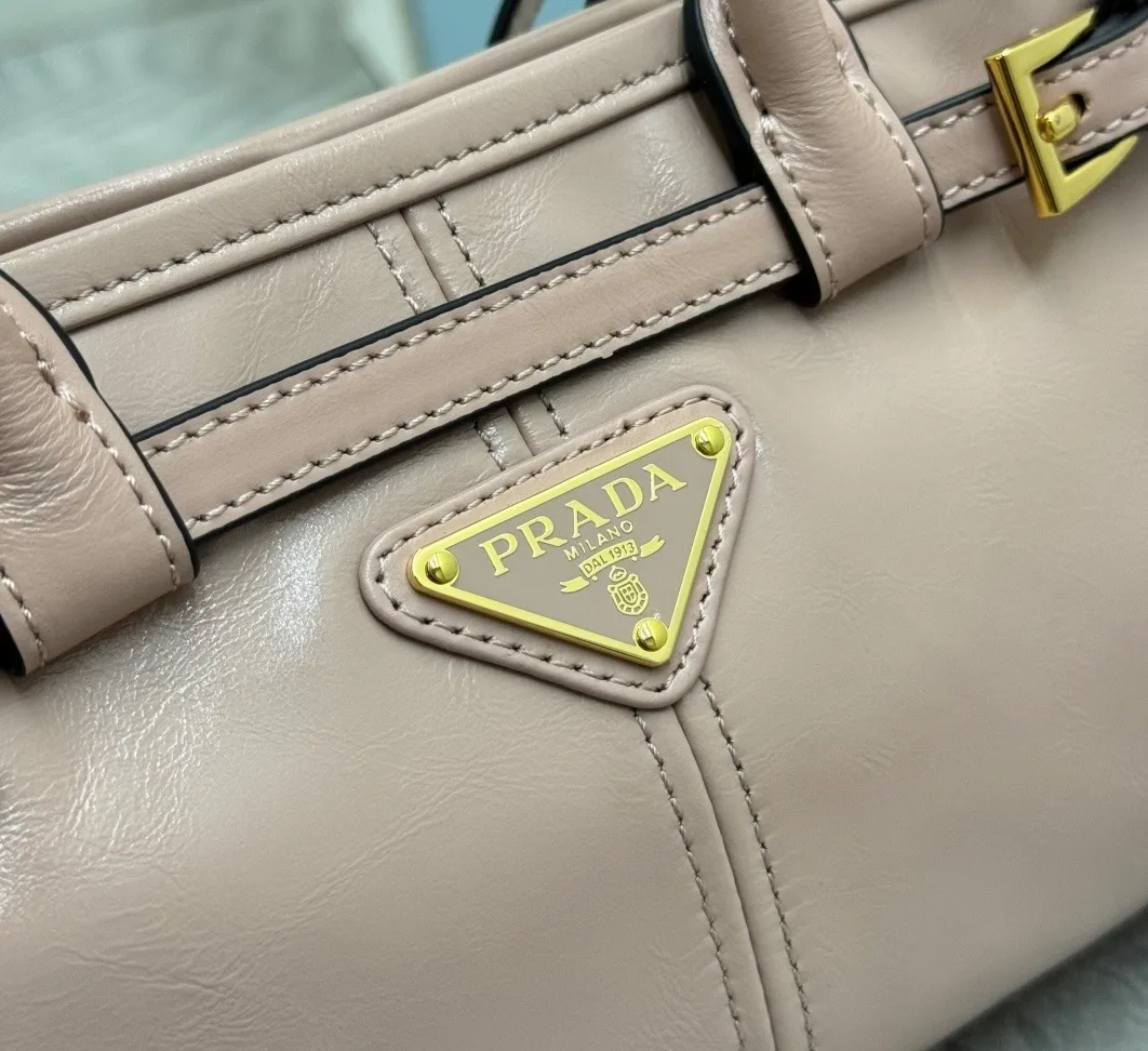 Сумки На Ремне Женские Prada 13223412
