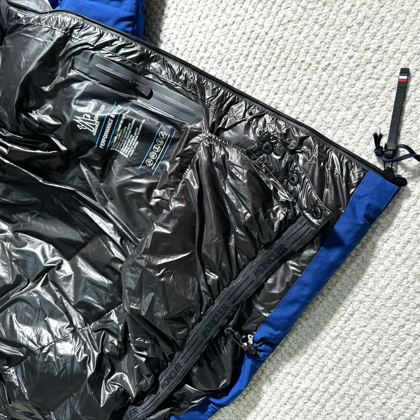 Куртки И Пуховики Мужские Moncler 200335