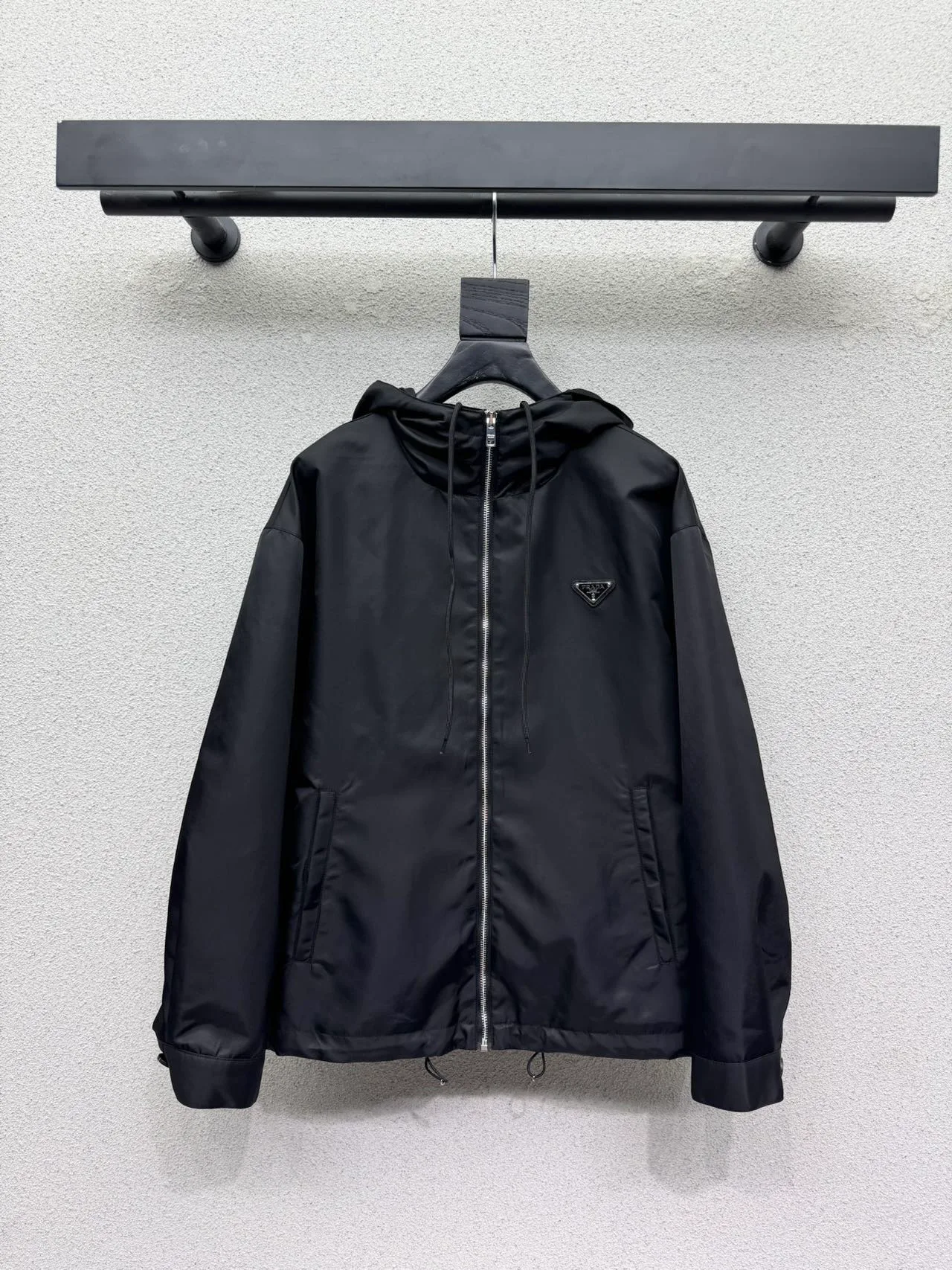 Куртки И Пуховики Женские Prada 18952916