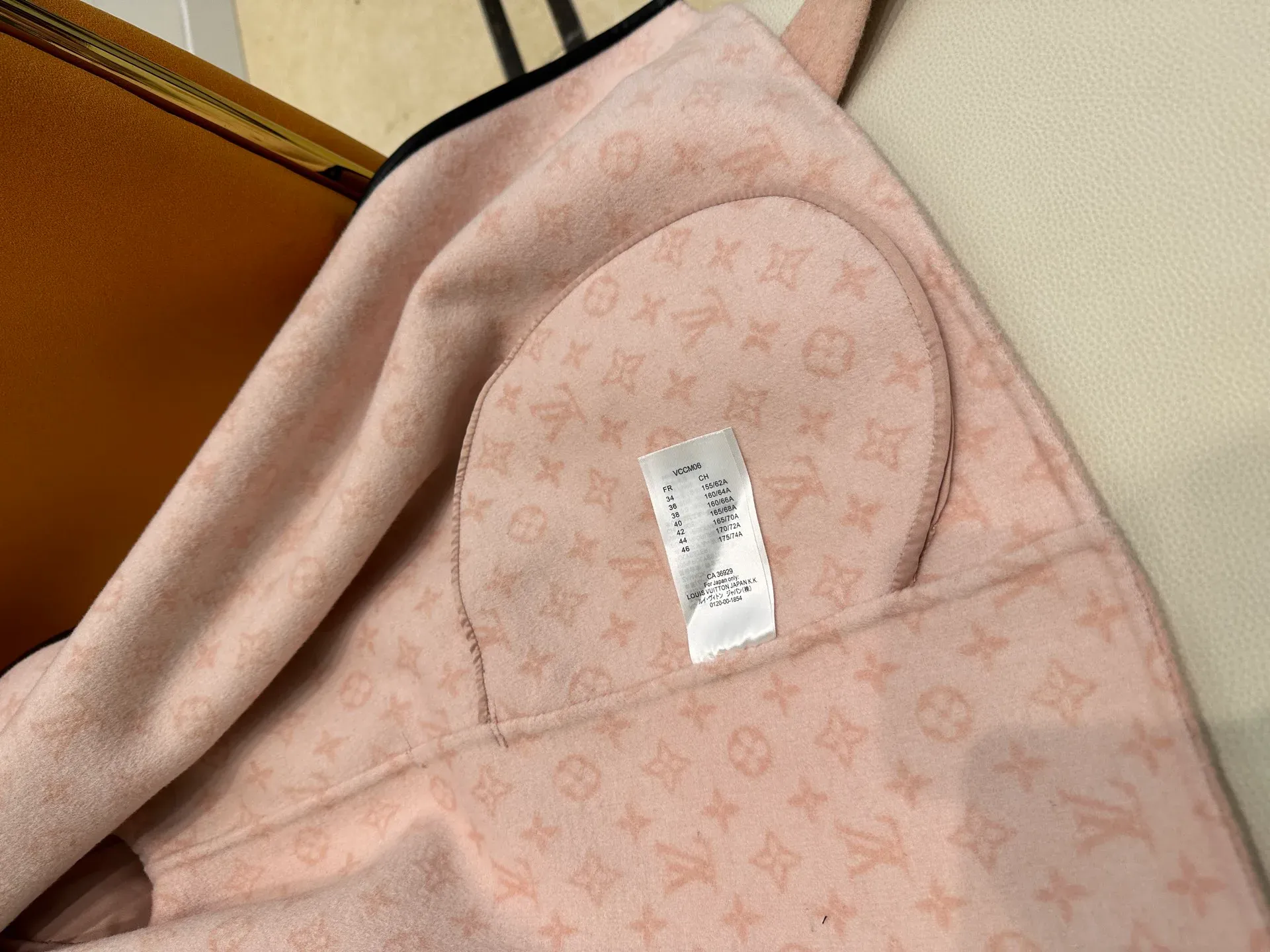 Пальто Женские Louis Vuitton 793748